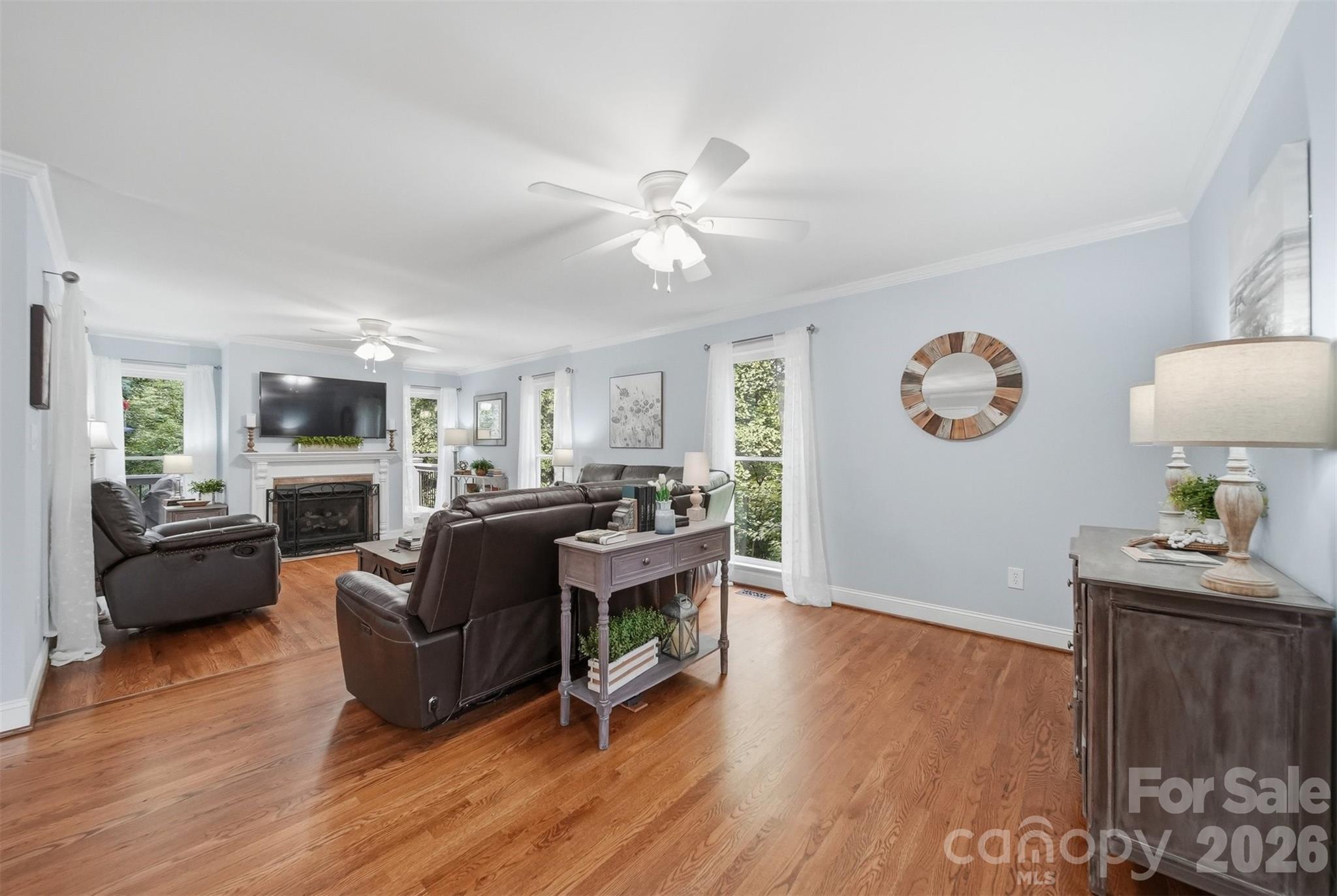 Single Family Residence at 6253 Riviera Run Estates Drive, Hickory, photo 12 of 48