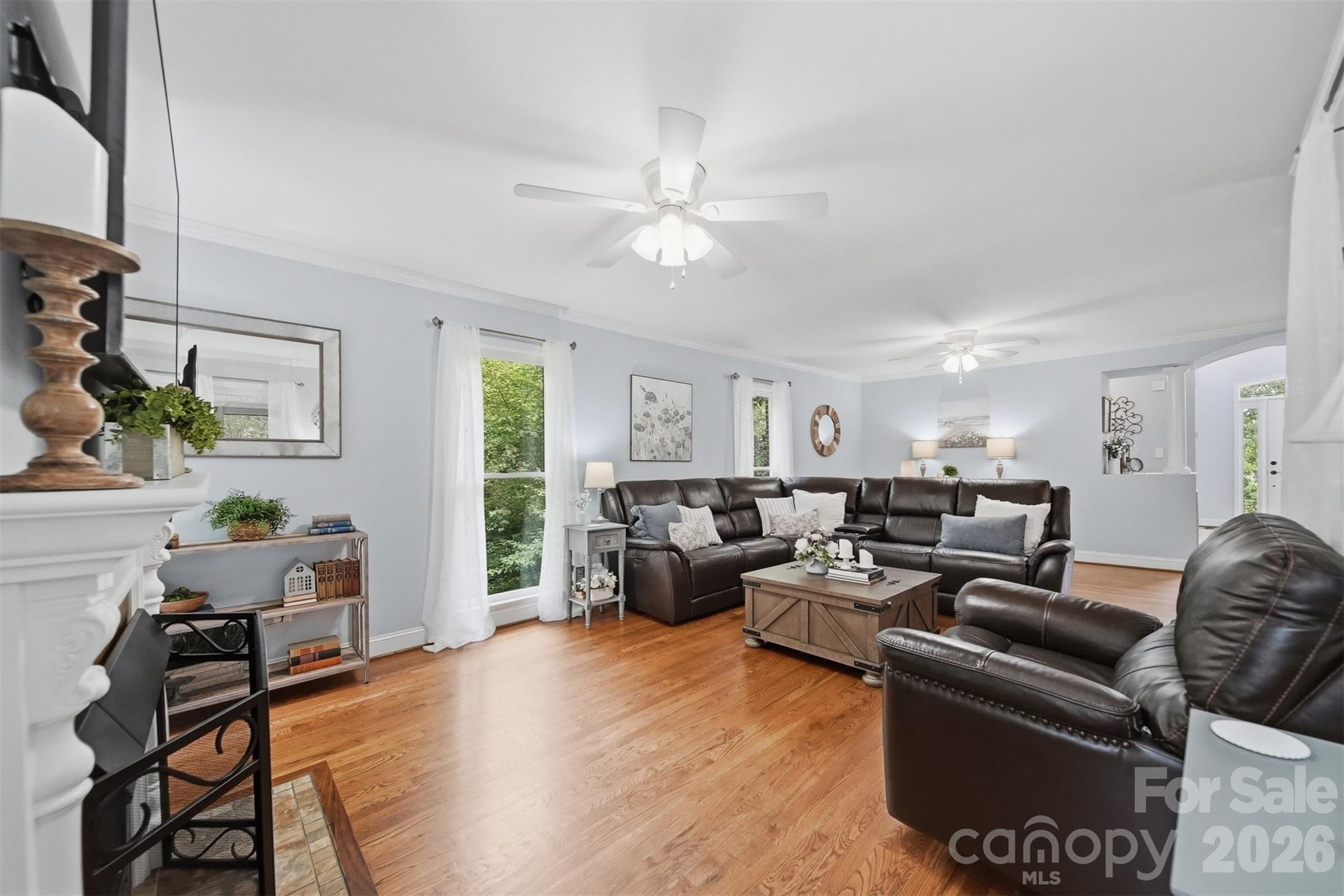 Single Family Residence at 6253 Riviera Run Estates Drive, Hickory, photo 15 of 48