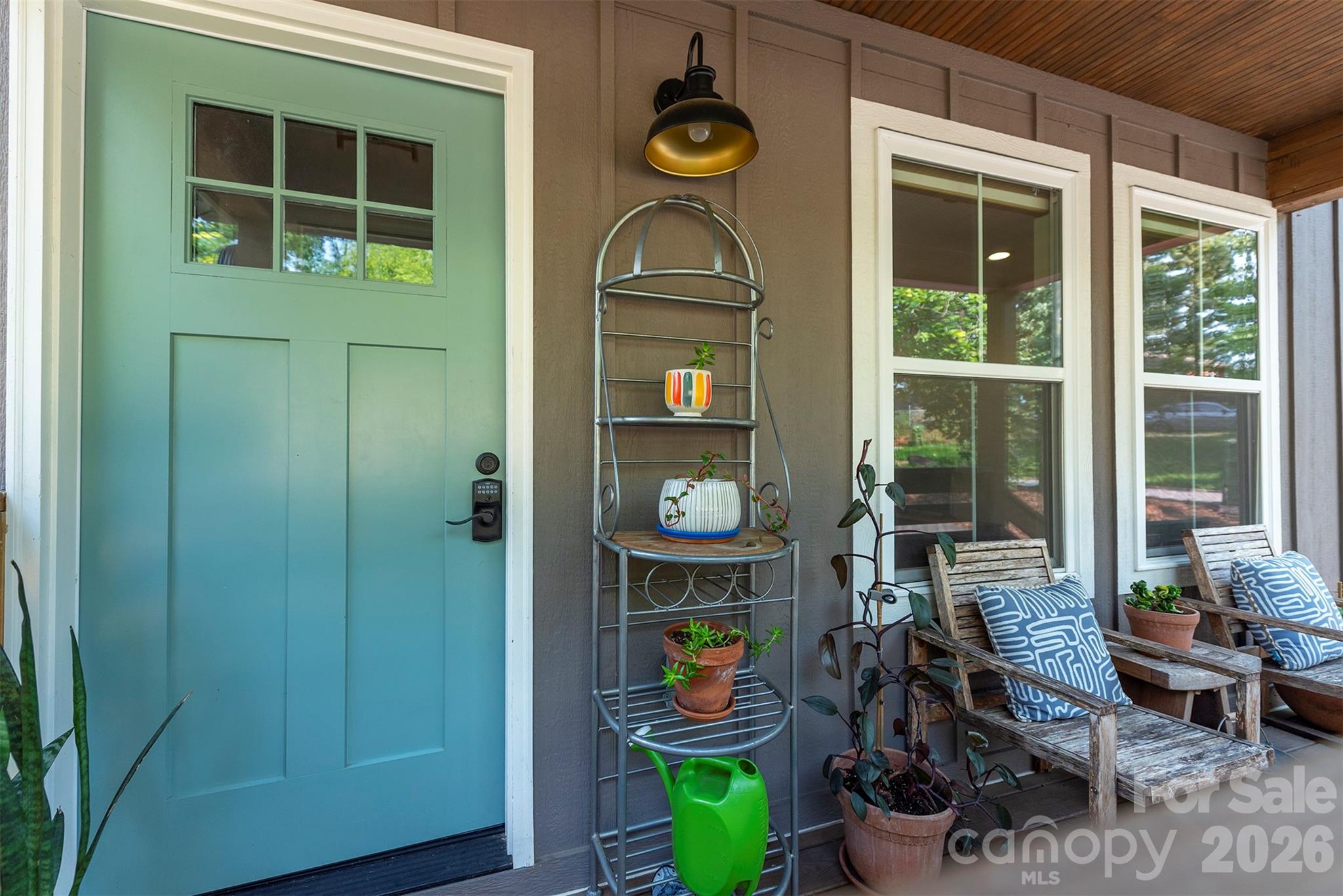 Single Family Residence at 191 Chatham Road, Asheville, photo 6 of 41