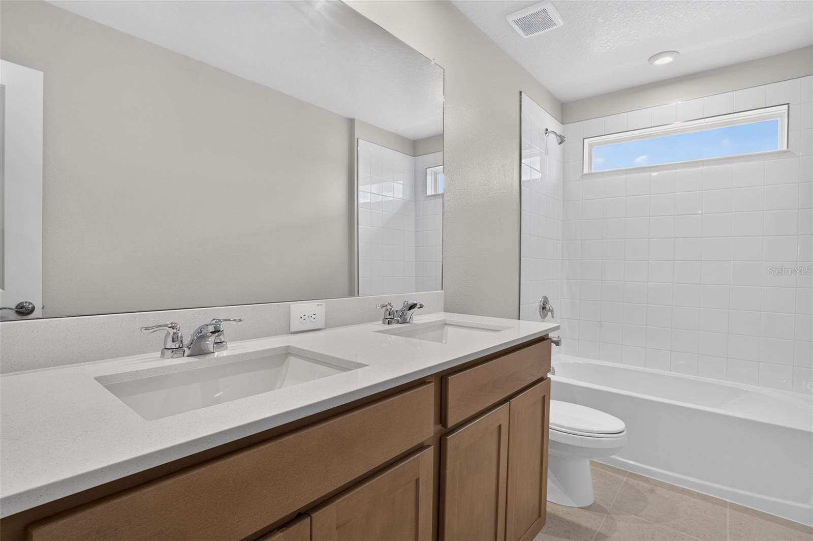 Single Family Residence at 9022 SUNDANCE TER, PARRISH, photo 28 of 42
