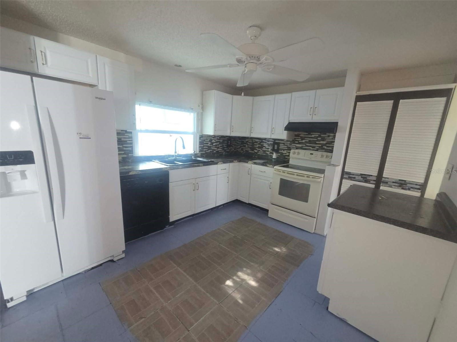 Single Family Residence at 4551 WEBBER ST, SARASOTA, photo 5 of 22