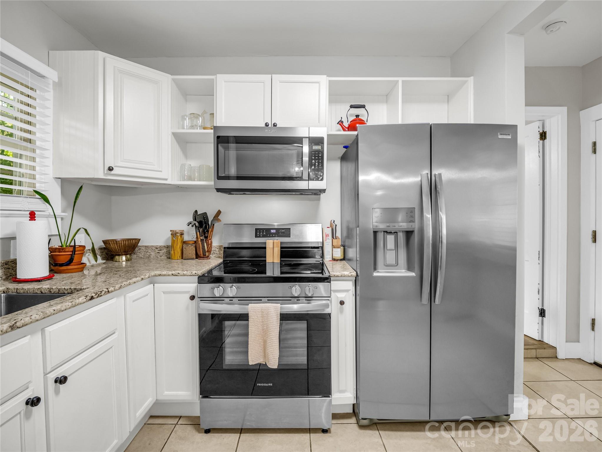 Kitchen - 116 Beverly Avenue, Hendersonville