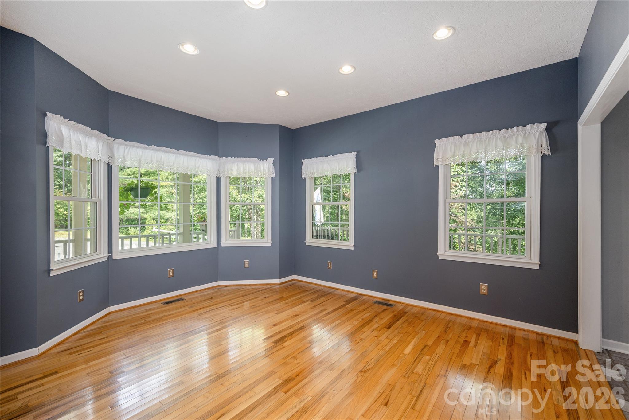 Dining room/flex space - 1043 Berea Church Road, Hendersonville