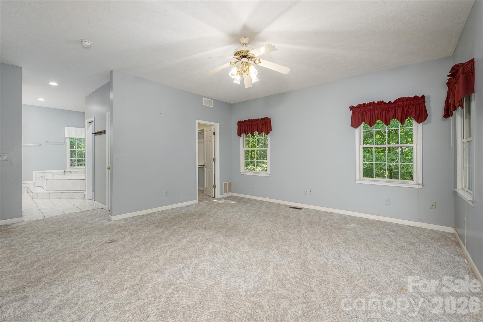 Primary suite - 1043 Berea Church Road, Hendersonville
