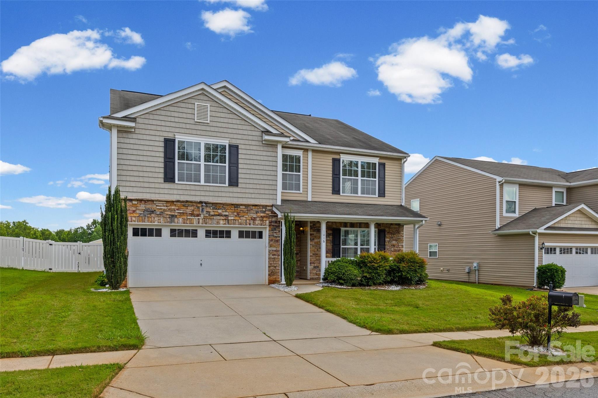1016 Sweetgum Street
