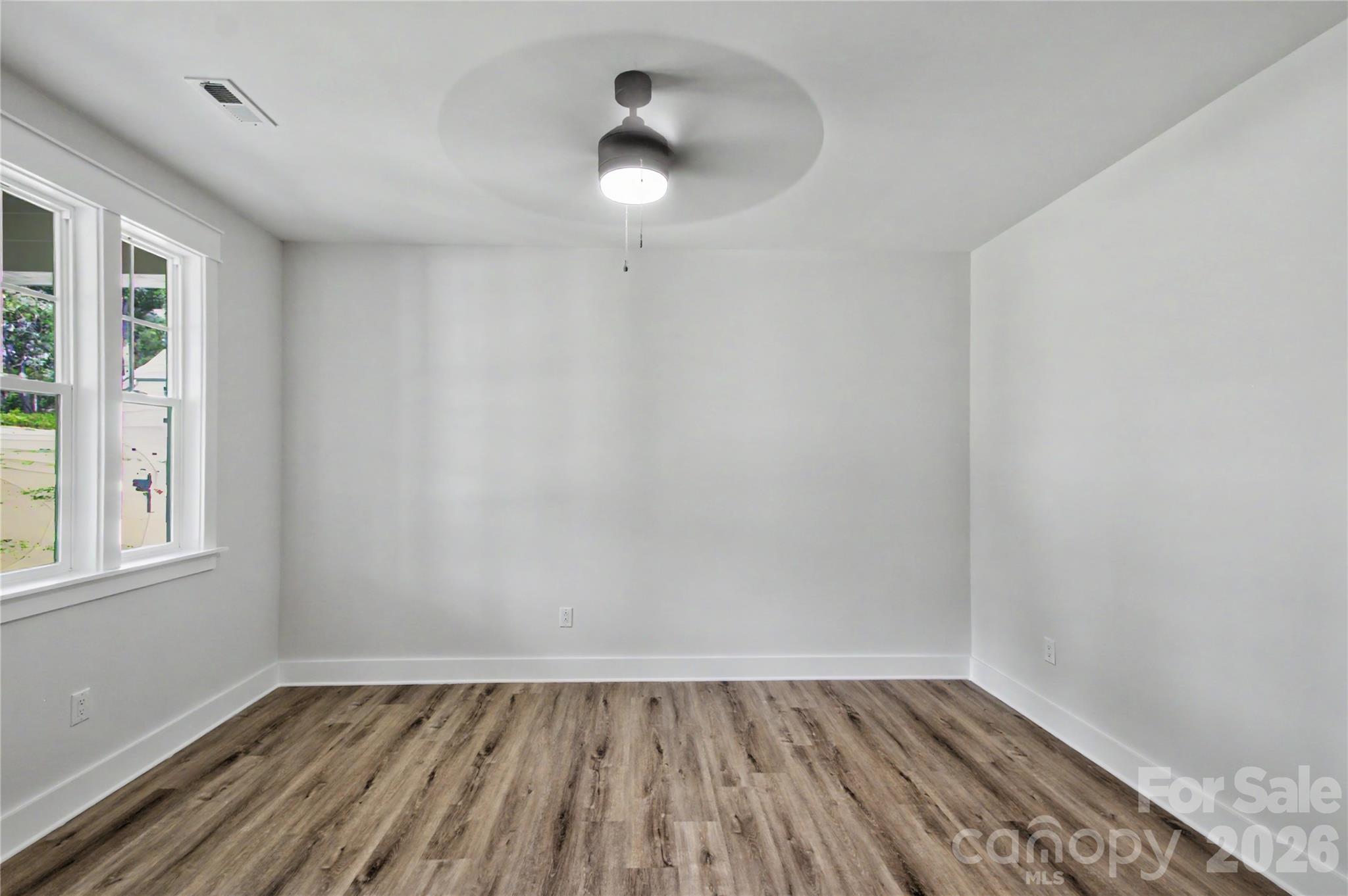 Single Family Residence at 3201 Timber Run Lane, Maiden, photo 5 of 41