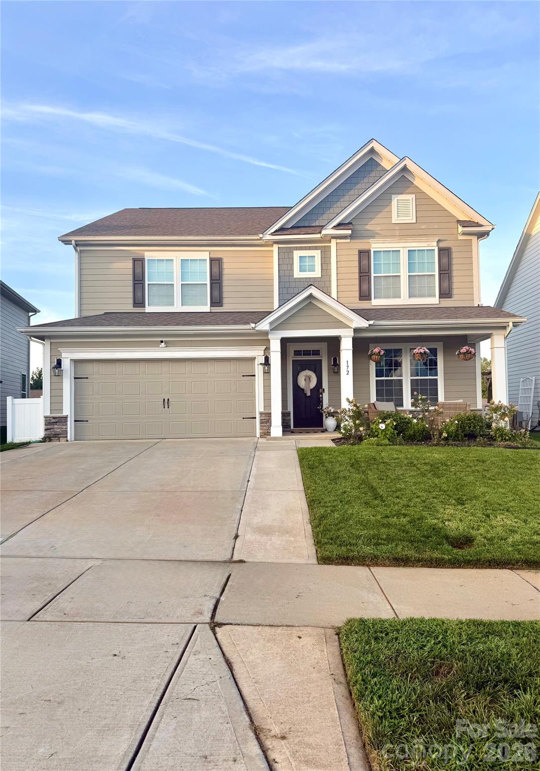 Single Family Residence at 172 Longleaf Drive, Mooresville, photo 2 of 36