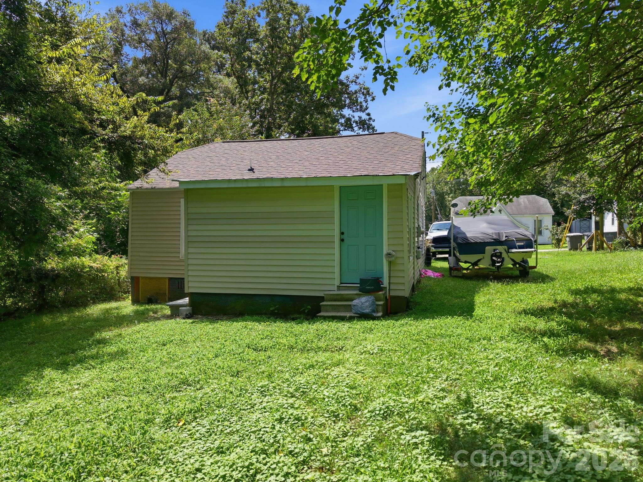 Single Family Residence at 315 Pineview Street, Kannapolis, photo 29 of 35