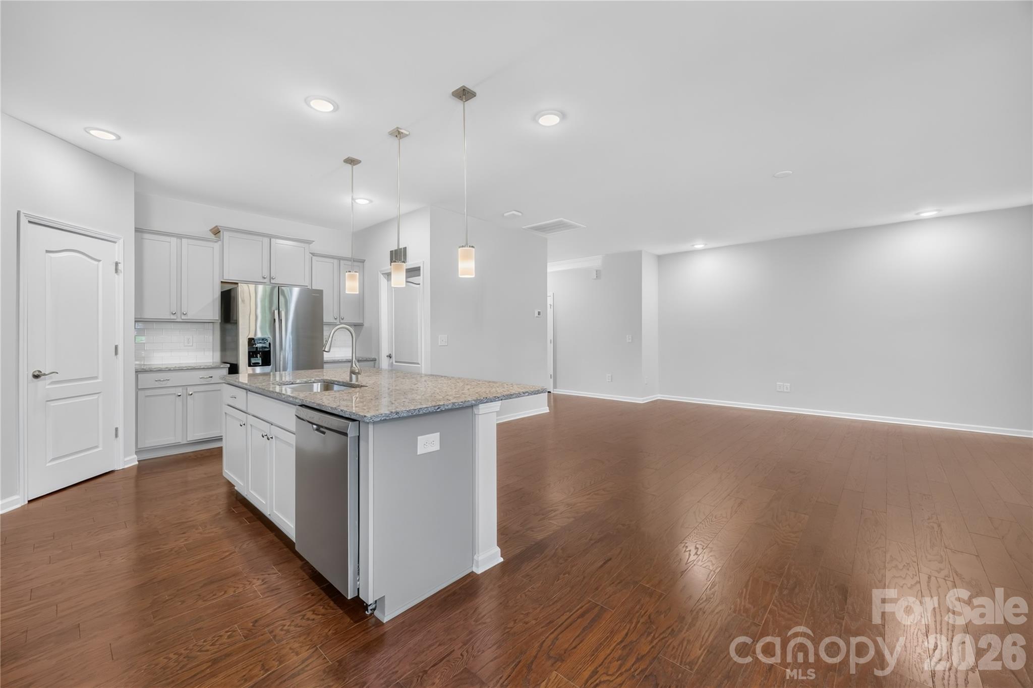 Single Family Residence at 14012 Asbury Park Road, Huntersville, photo 6 of 46