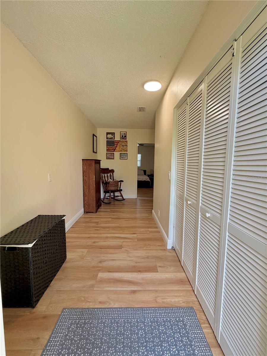 Mud room - 6353 FLORIDA AVE, NEW PORT RICHEY