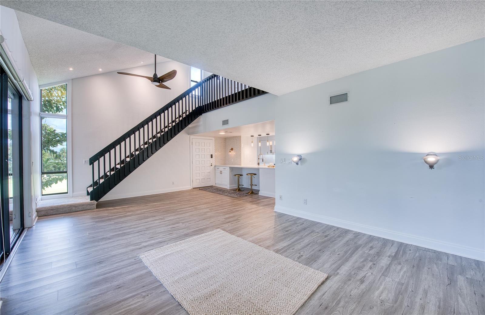 Condominium at 1328 PELICAN CREEK XING #D, ST PETERSBURG, photo 12 of 96