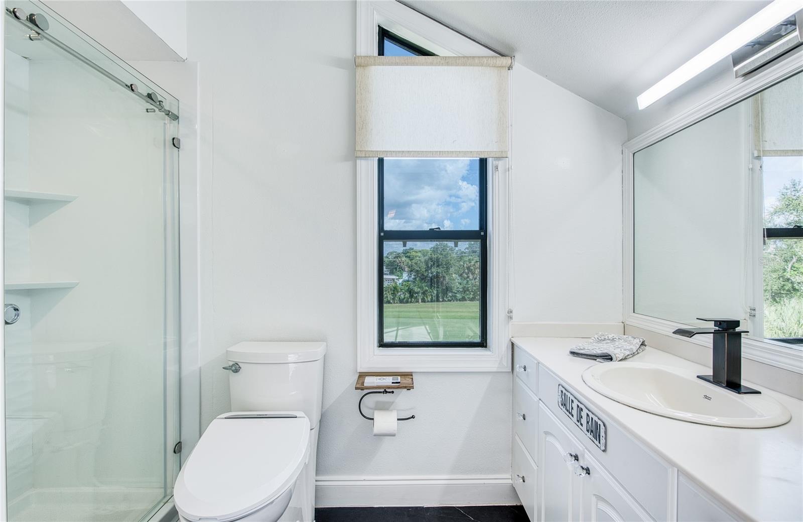 In-Suite bath upstairs - 1328 PELICAN CREEK XING #D, ST PETERSBURG
