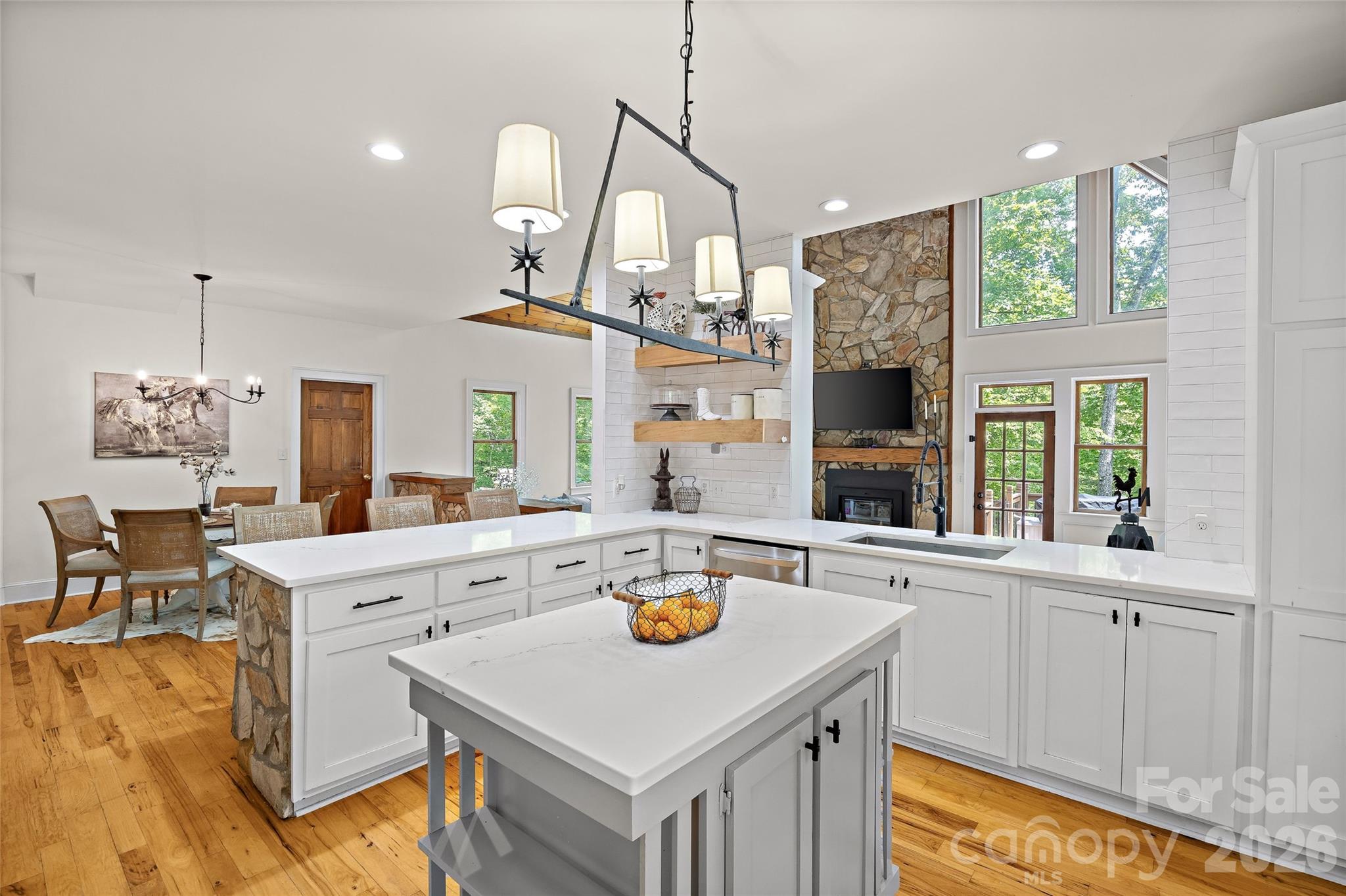 Single Family Residence at 7105 Old Ridge Road, Waxhaw, photo 9 of 44
