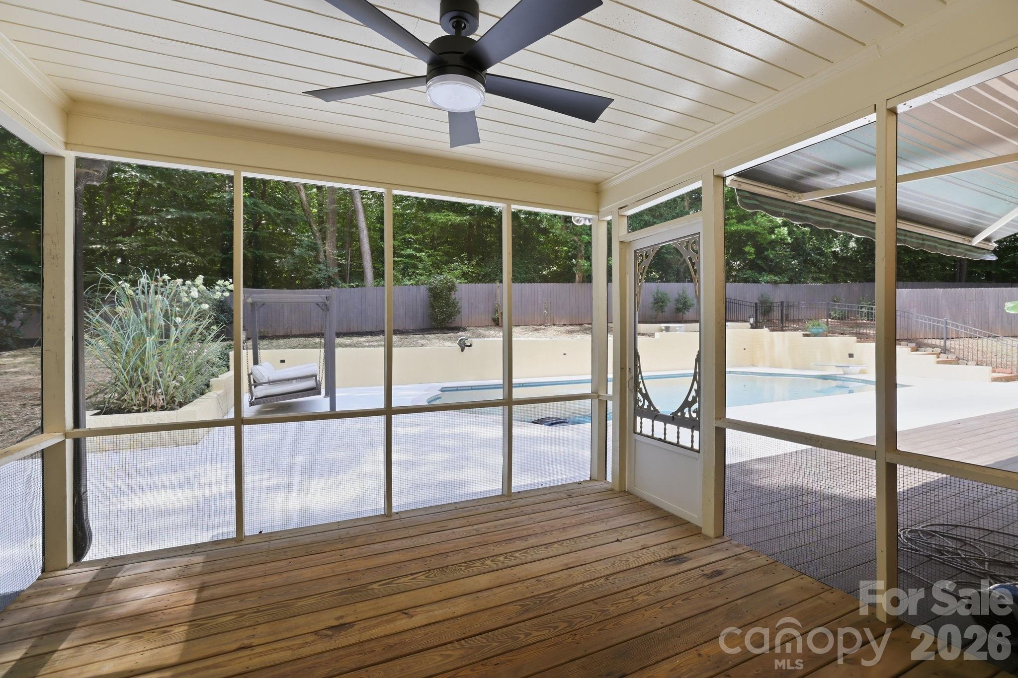 Screened Patio - 514 Belwood Drive, Belmont