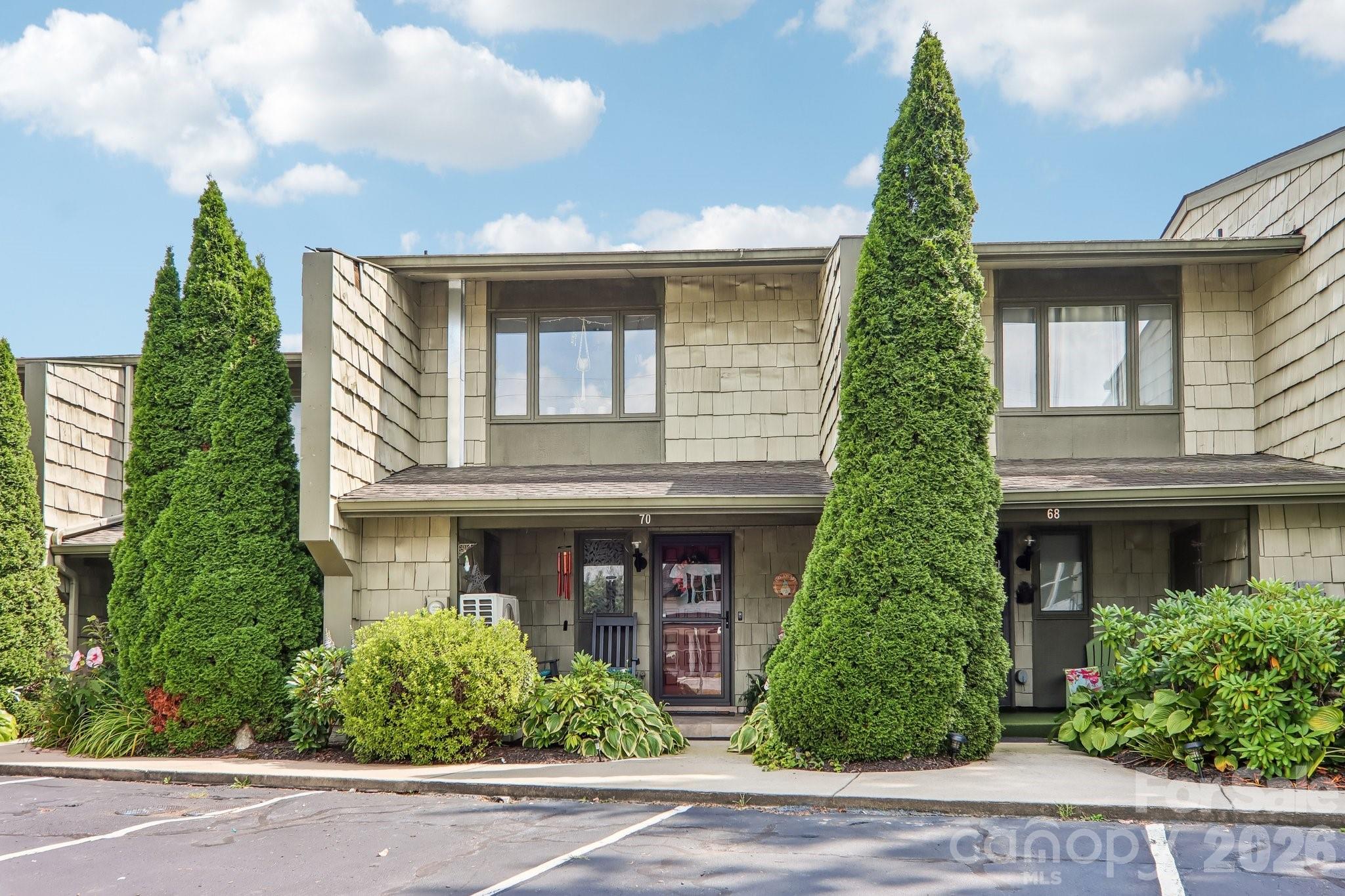 Townhouse at 70 Ninevah Road, Waynesville, photo 2 of 41