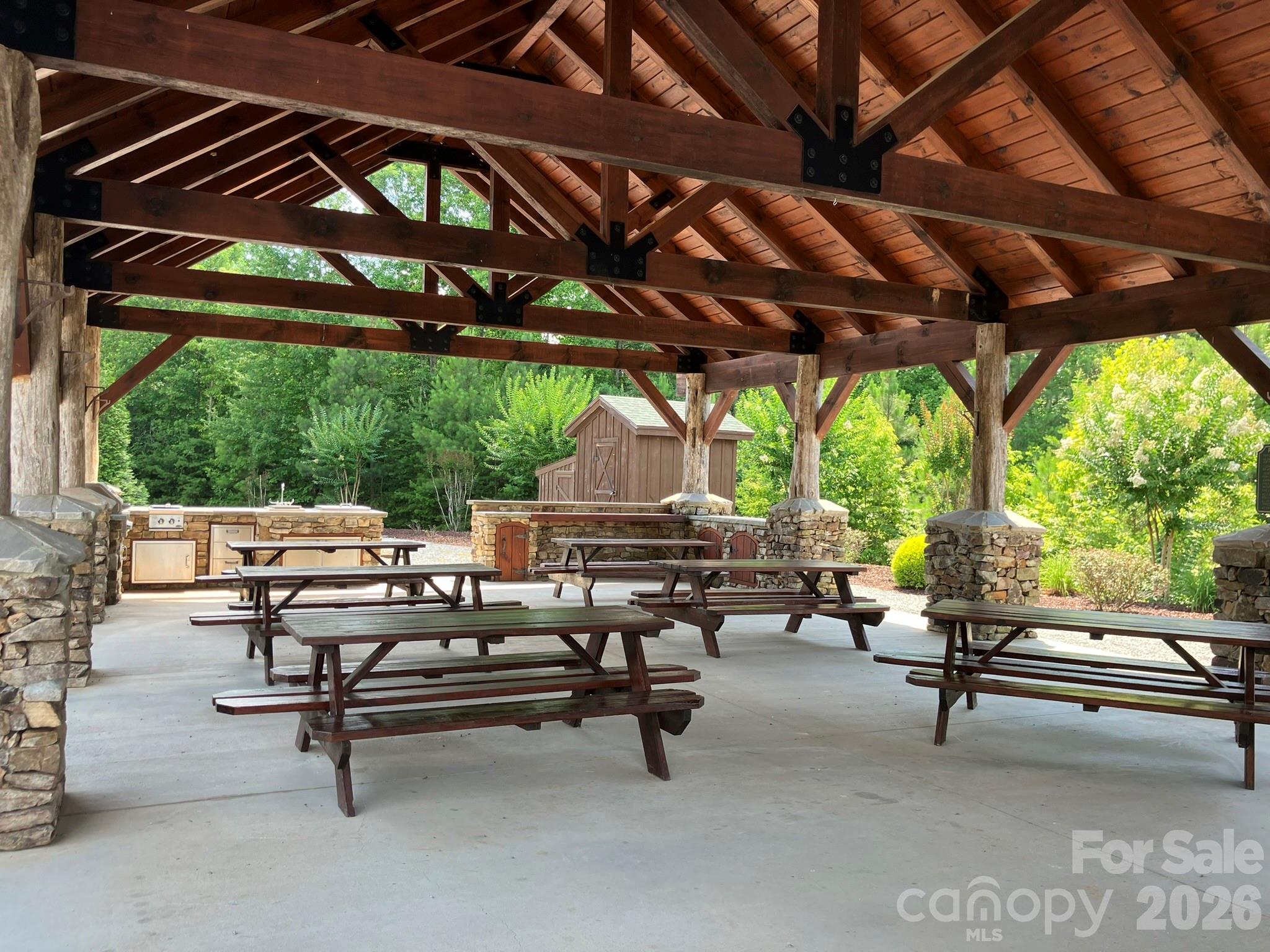 community pavilion - 1211 Mountain Vista Drive, Nebo