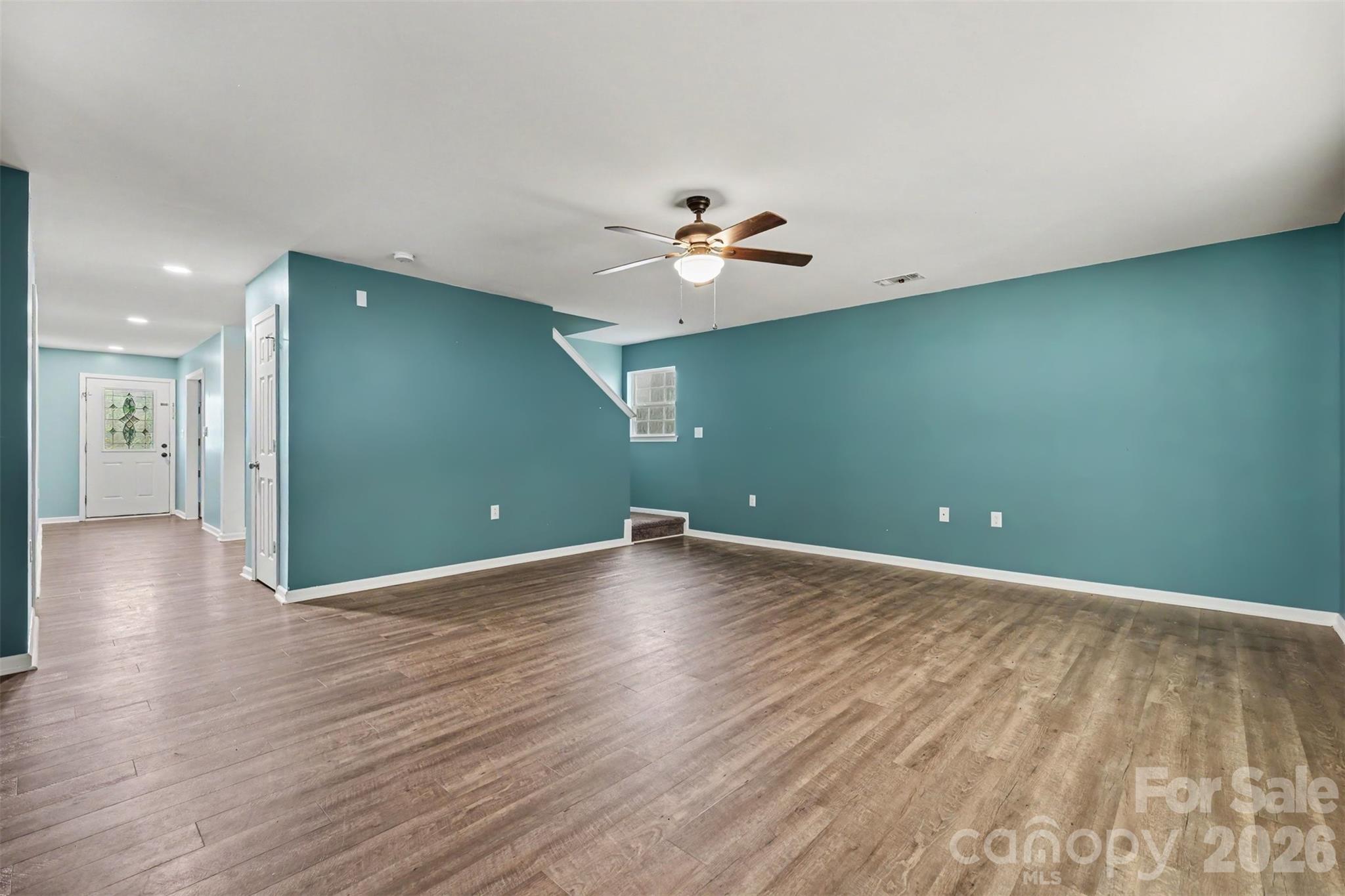 Single Family Residence at 2301 Reid Pointe Avenue, Fort Mill, photo 9 of 36