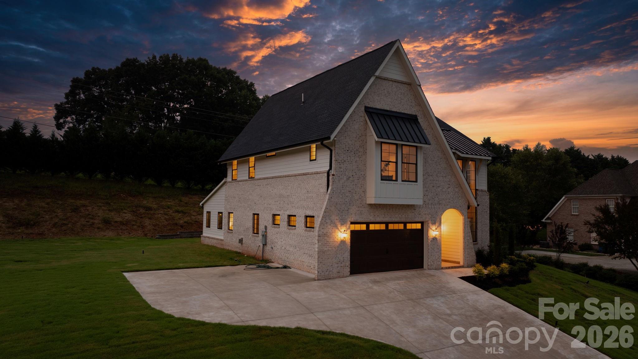 Single Family Residence at 2670 Charleston Court, Claremont, photo 2 of 48