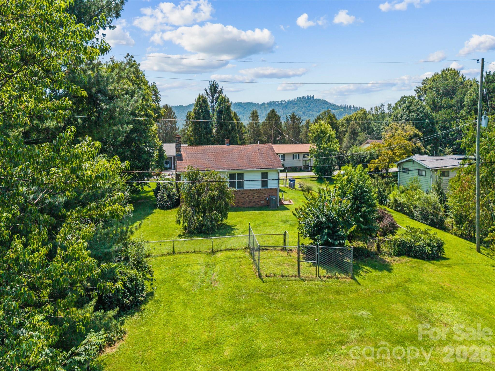 Single Family Residence at 53 Salem Road, Weaverville, photo 5 of 31