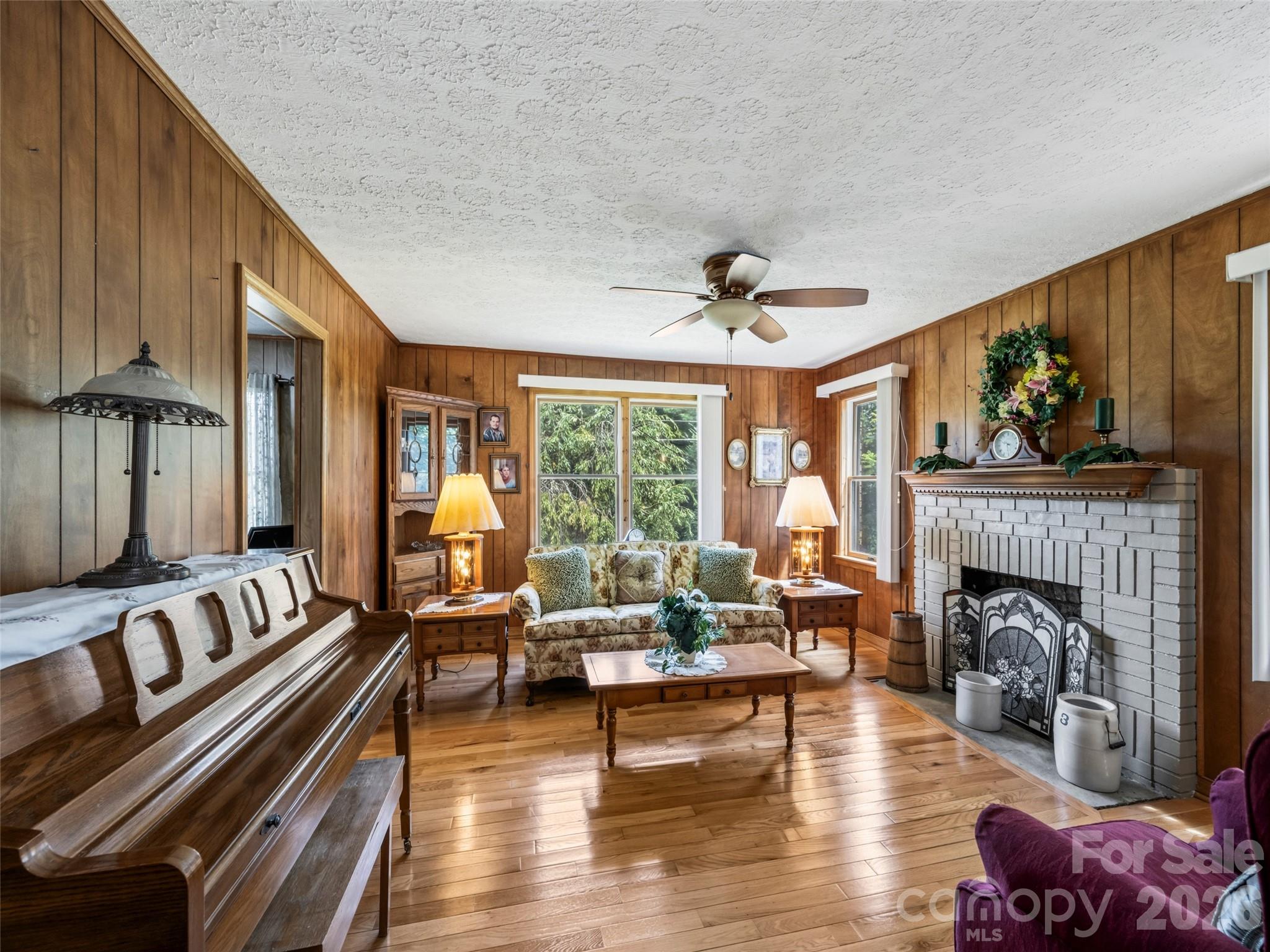 Single Family Residence at 53 Salem Road, Weaverville, photo 12 of 31