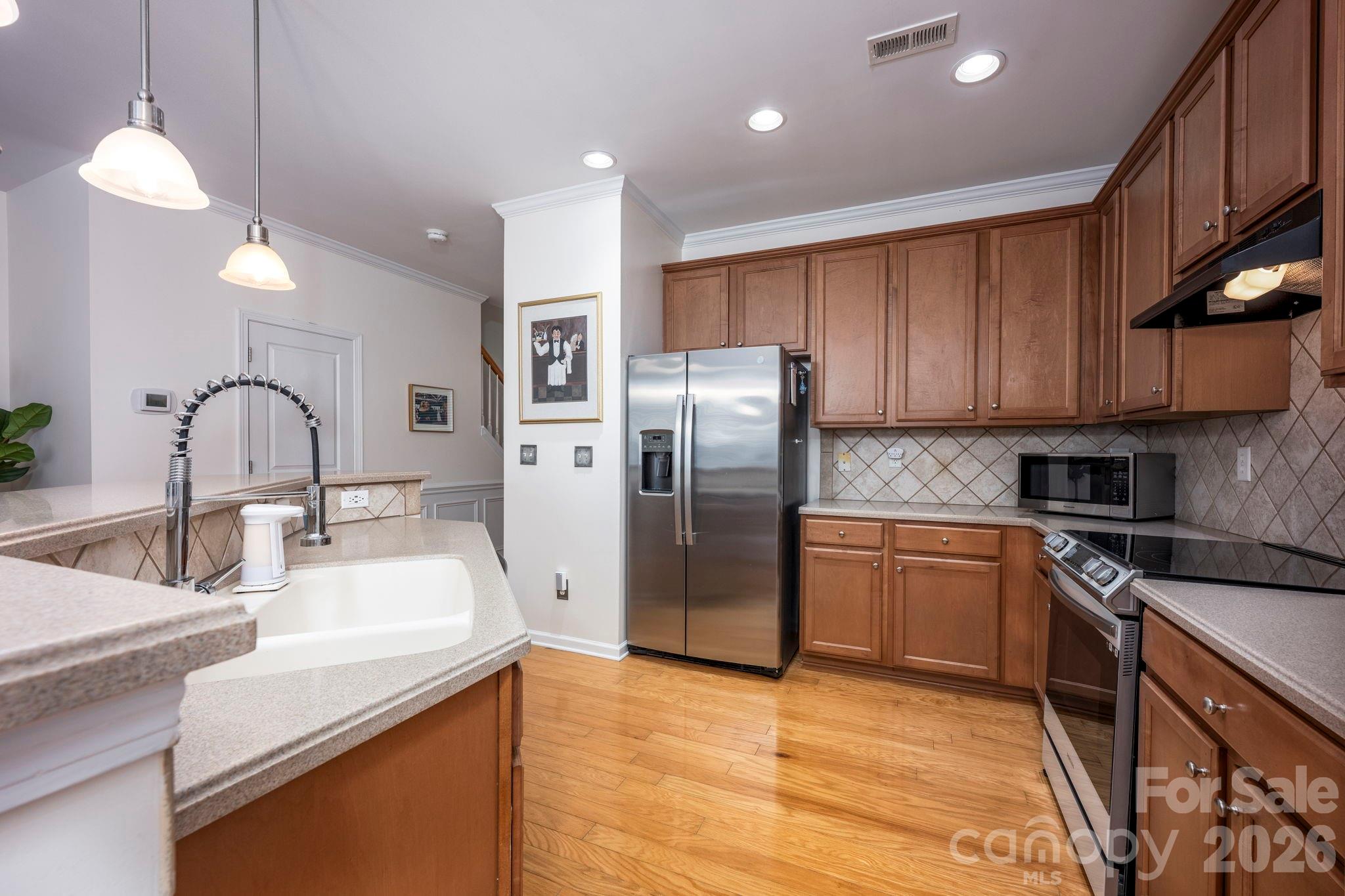 Townhouse at 8008 Willow Branch Drive, Waxhaw, photo 9 of 28
