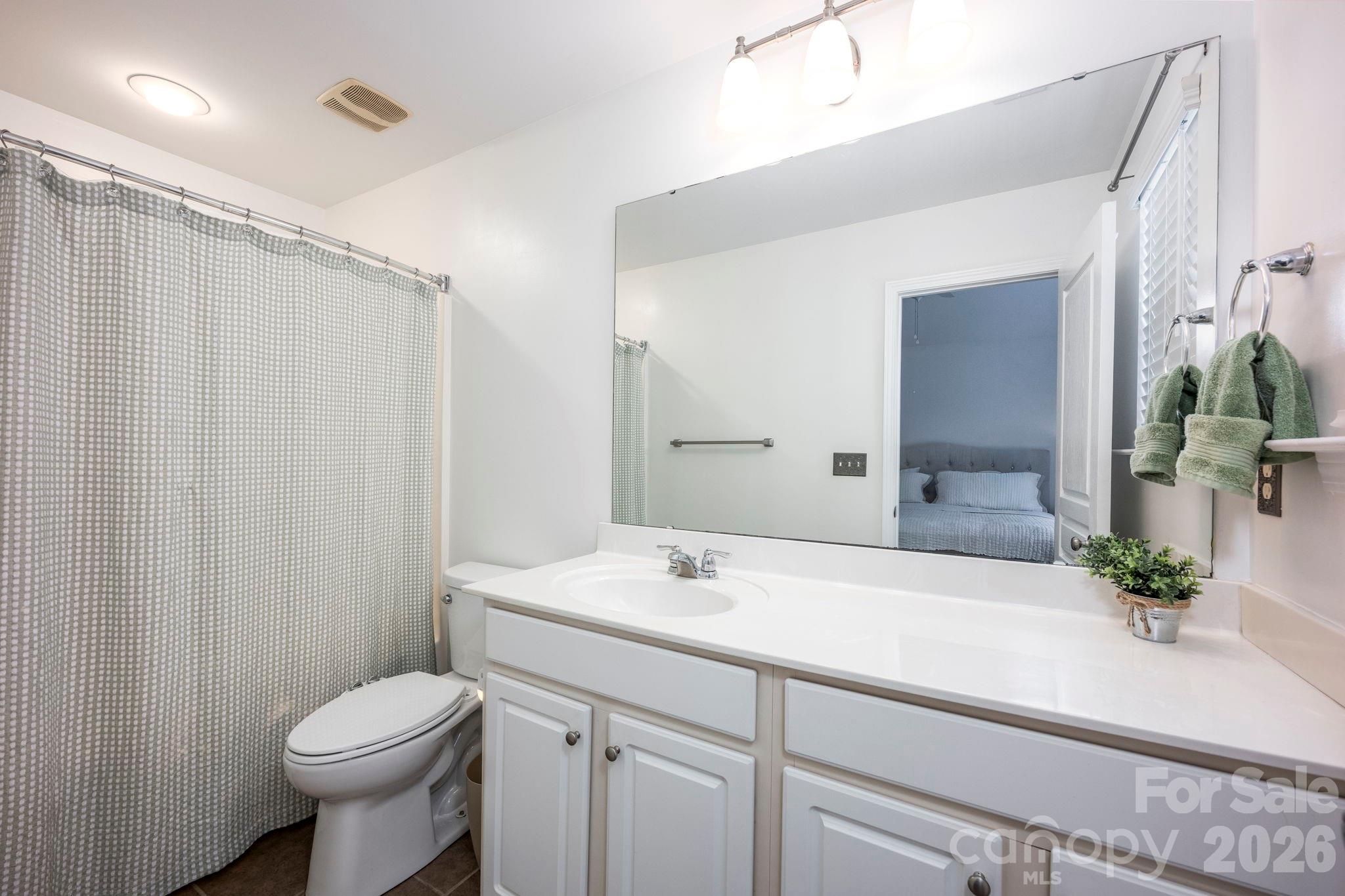 Townhouse at 8008 Willow Branch Drive, Waxhaw, photo 16 of 28