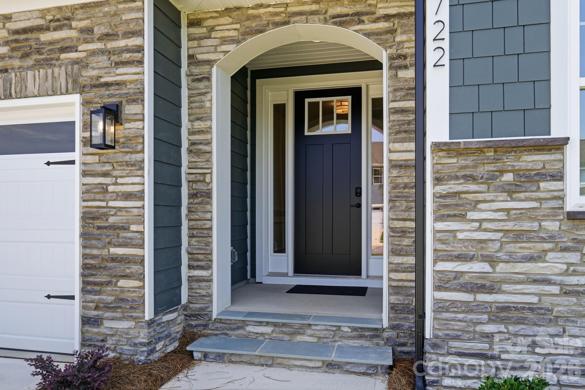 Front Porch - 722 Clovis Street, Rock Hill