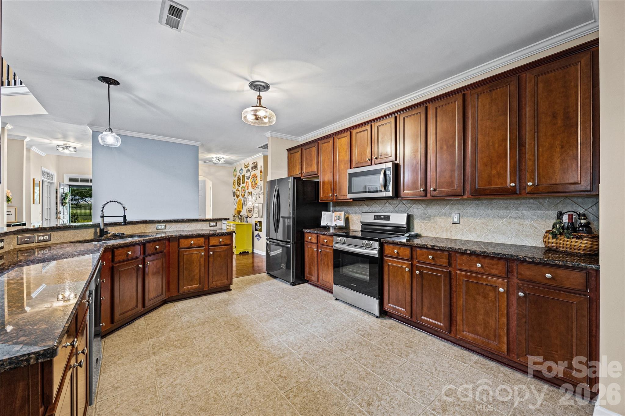 Single Family Residence at 164 Old Forge Road, Rock Hill, photo 12 of 39