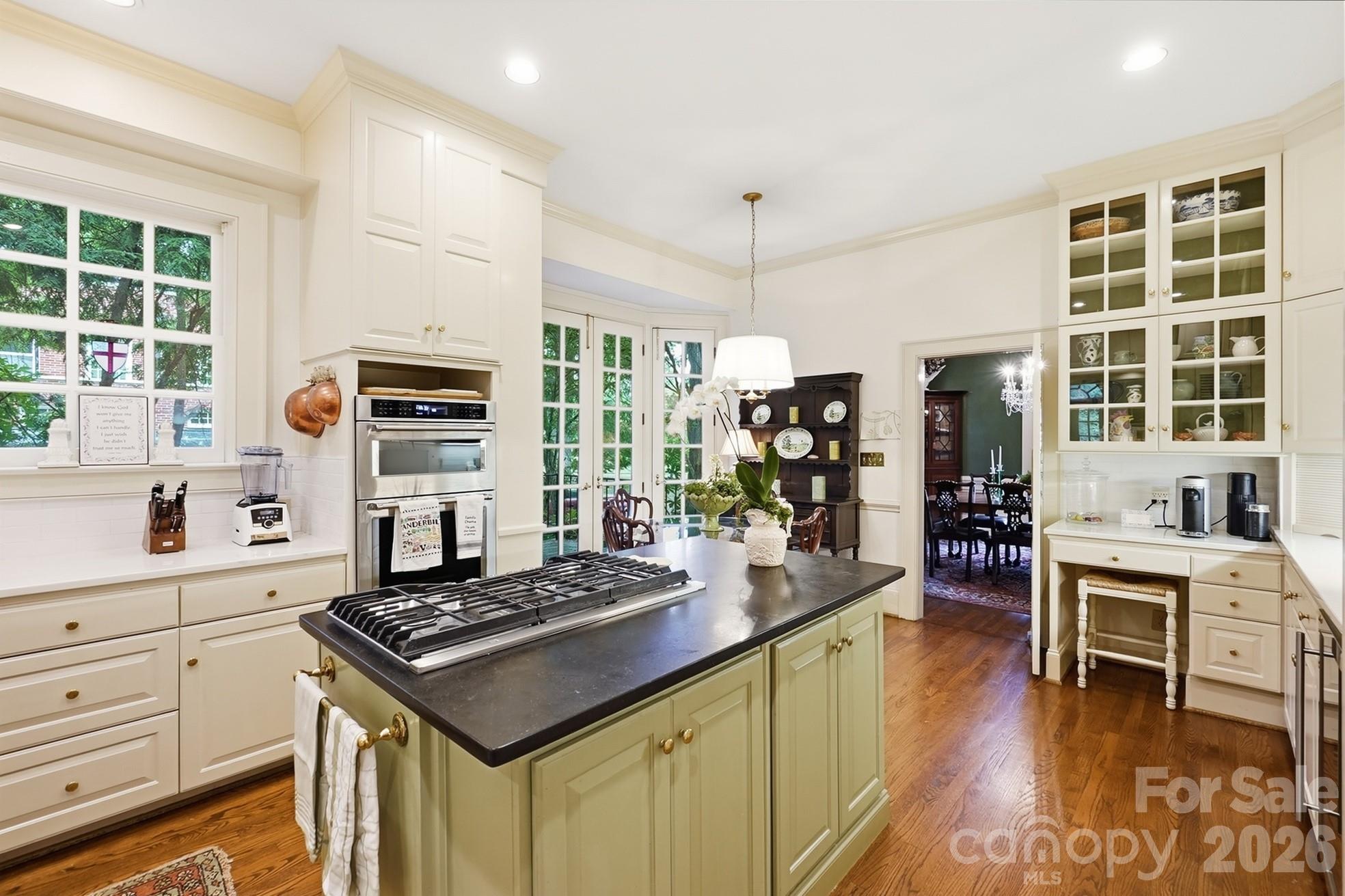Single Family Residence at 931 Myrtle Drive, Rock Hill, photo 13 of 48