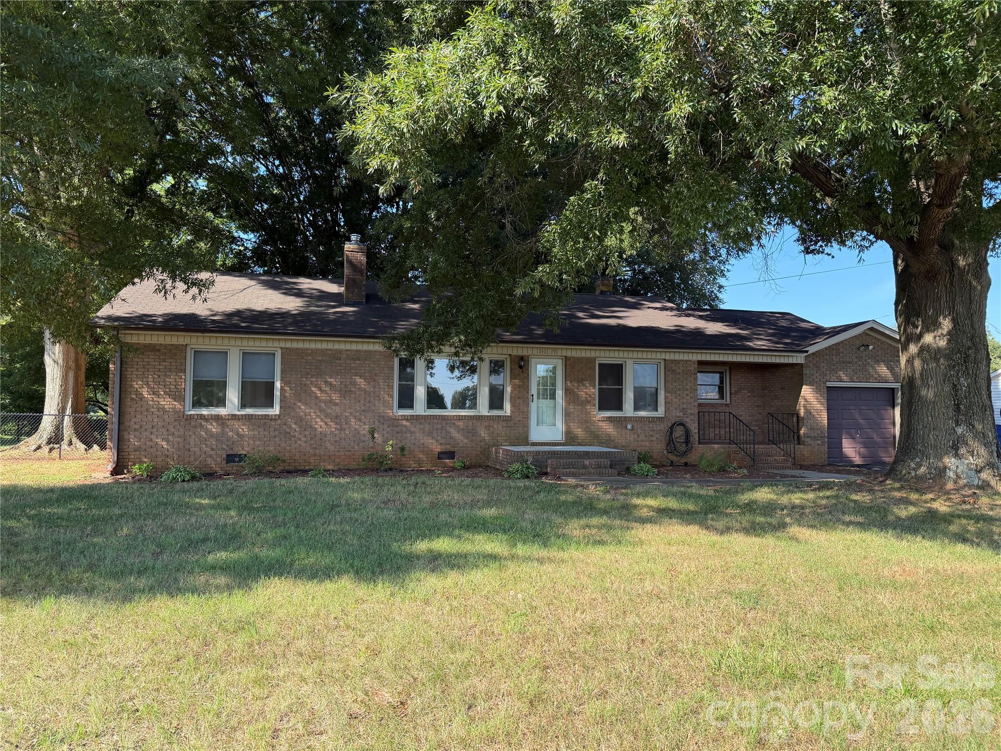Single Family Residence at 3649 Taylorsville Highway, Statesville, photo 2 of 41