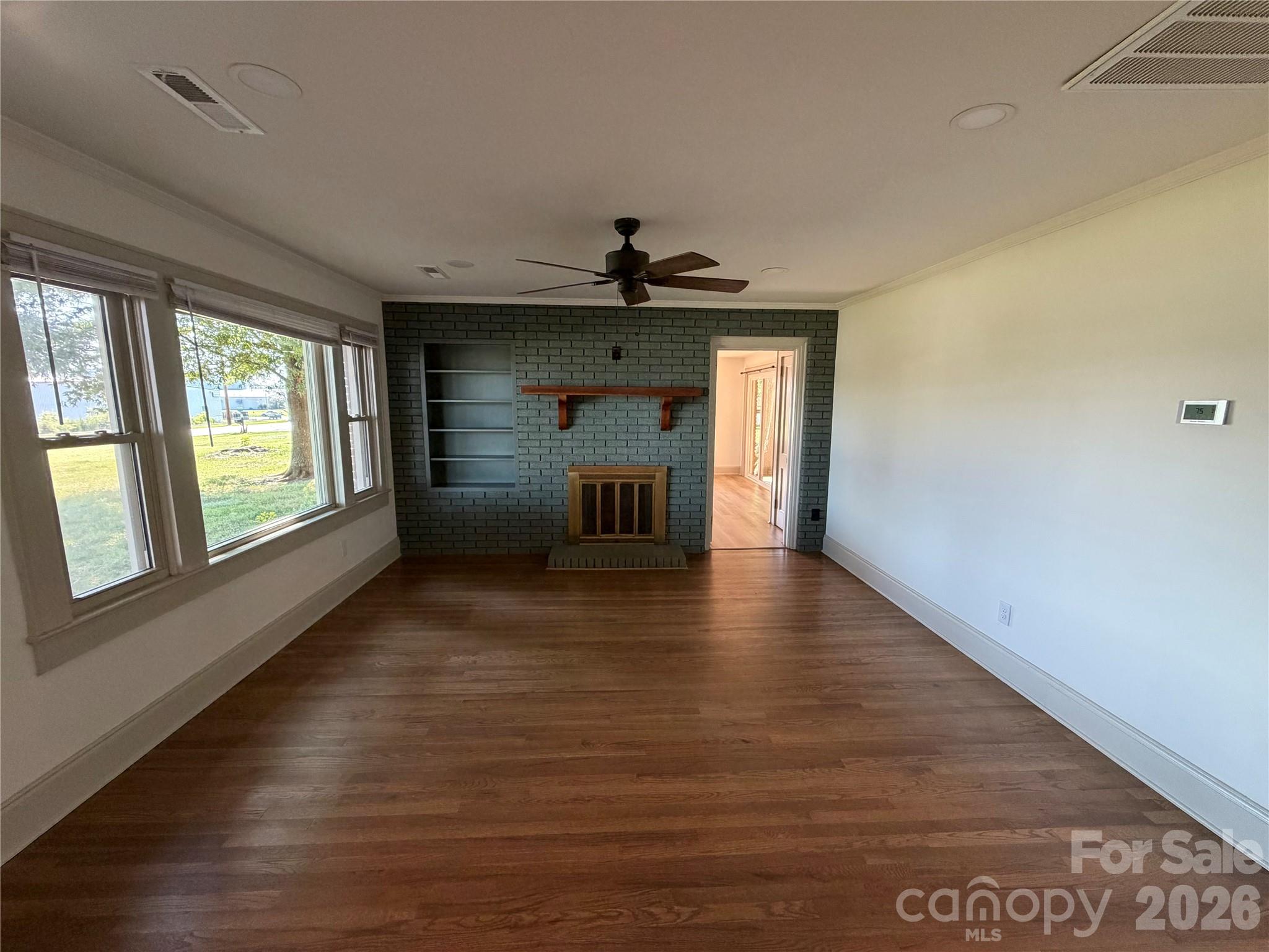 Main living area - 3649 Taylorsville Highway, Statesville