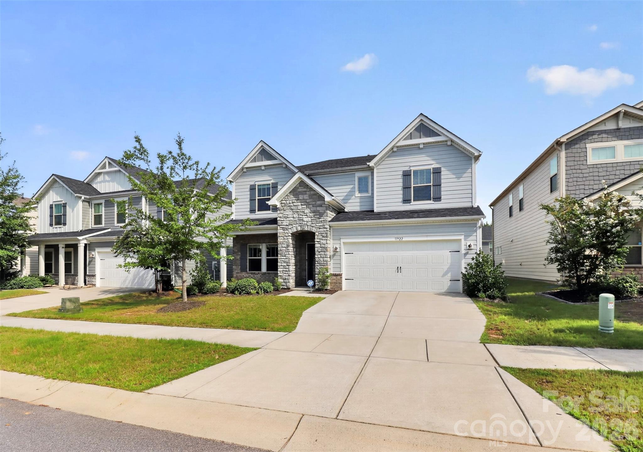 Single Family Residence at 11922 Silverheel Lane, Huntersville, photo 46 of 48
