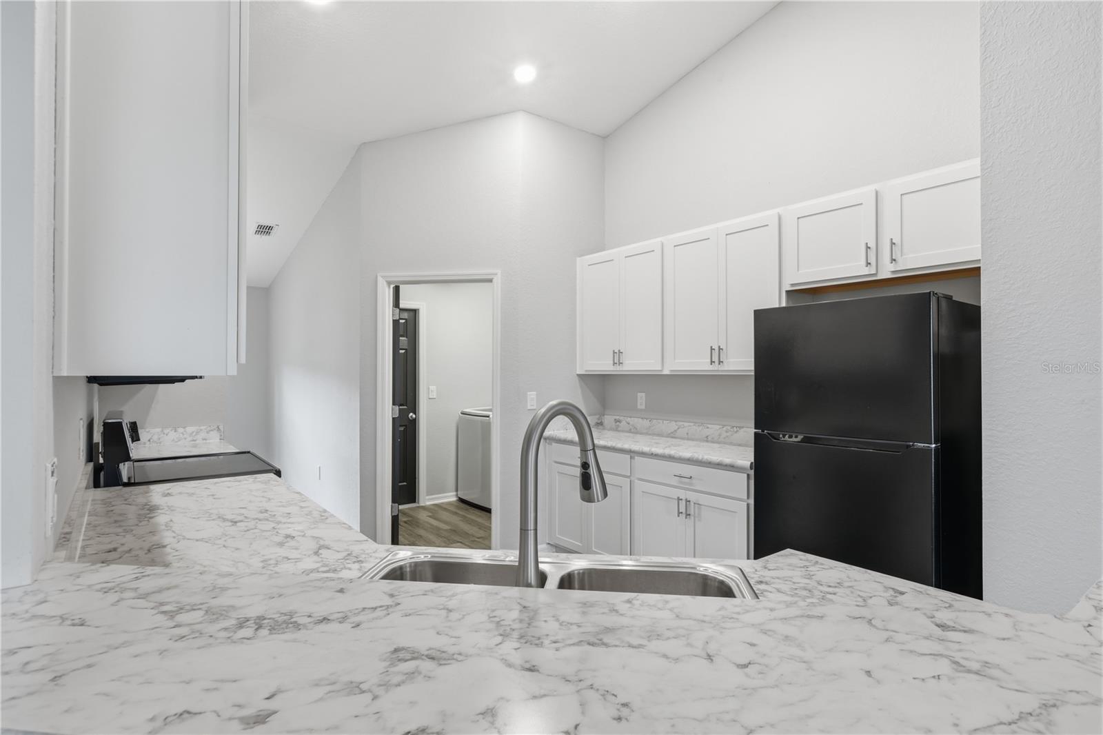 Single Family Residence at 185 CLOVERBROOK TRL, DAVENPORT, photo 12 of 44