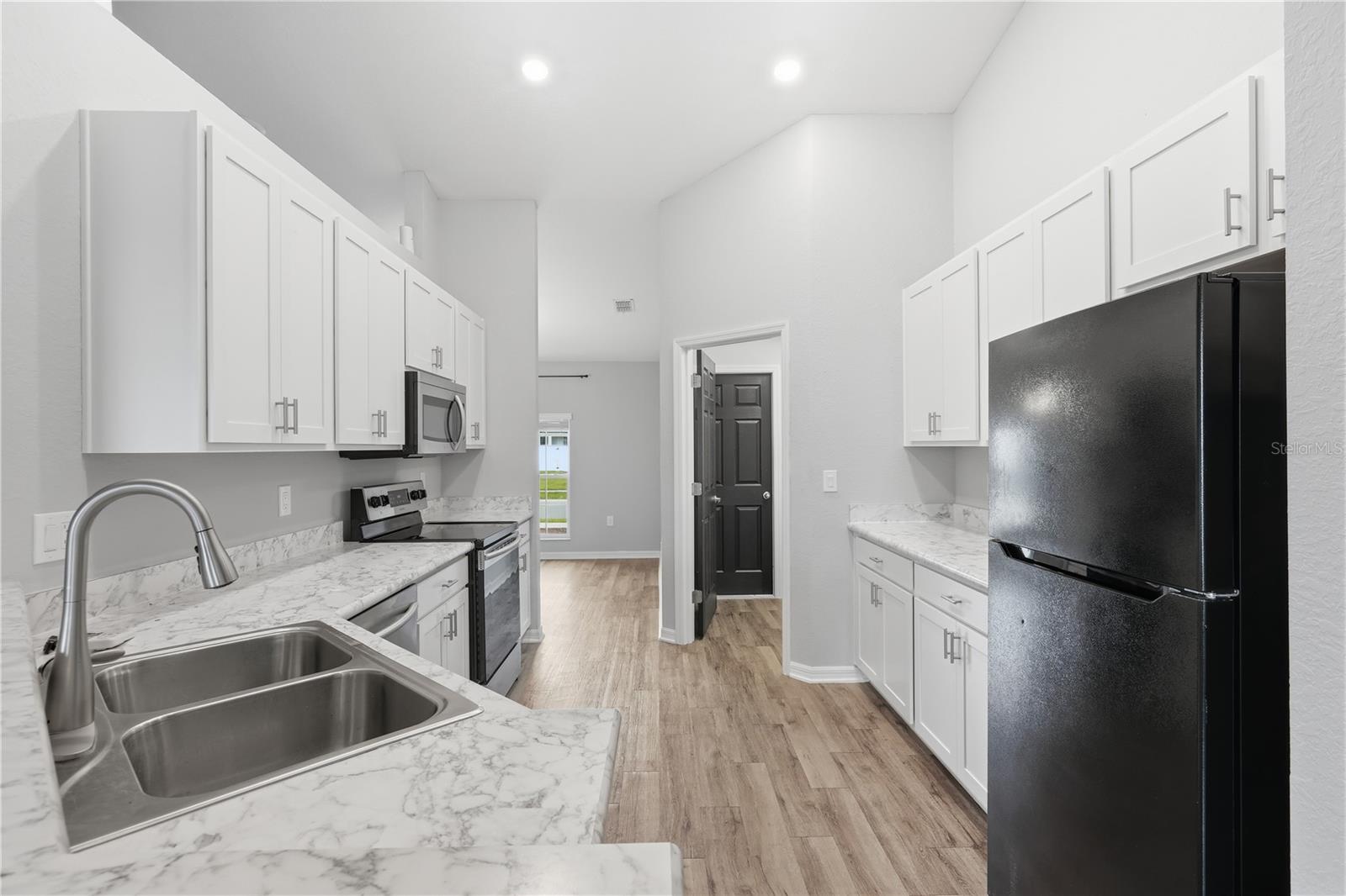 Single Family Residence at 185 CLOVERBROOK TRL, DAVENPORT, photo 13 of 44