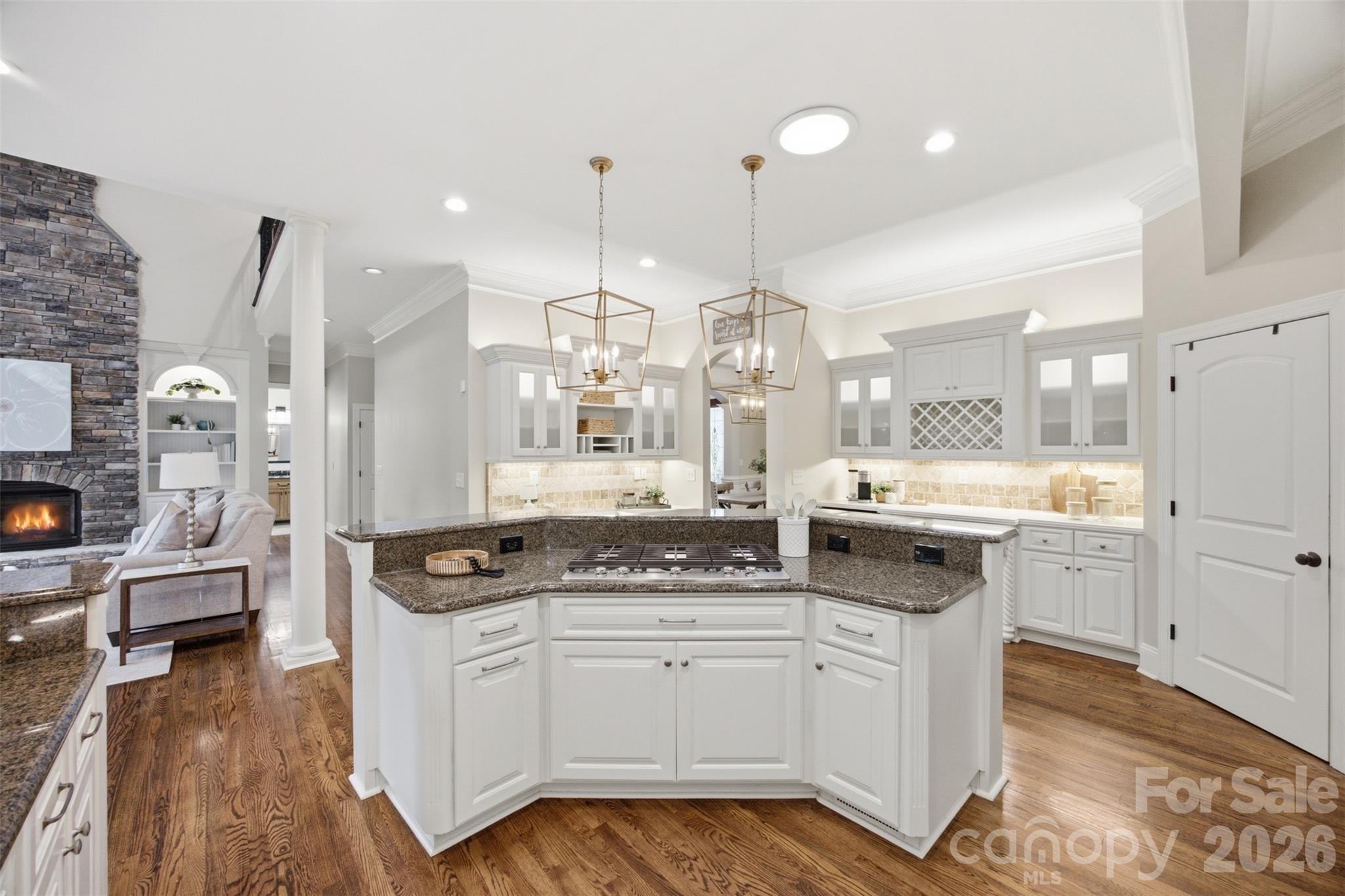 Single Family Residence at 9267 Egret Ridge, Belmont, photo 10 of 41