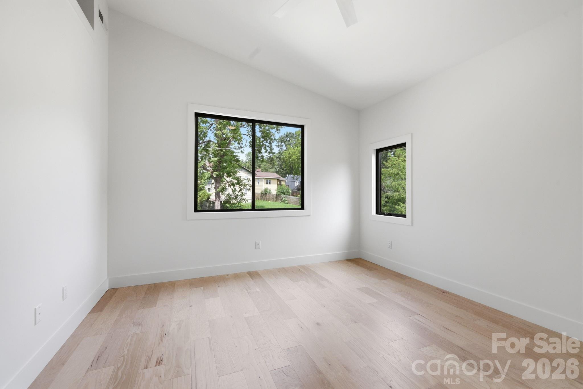 Single Family Residence at 45 Johnson Drive, Asheville, photo 19 of 32