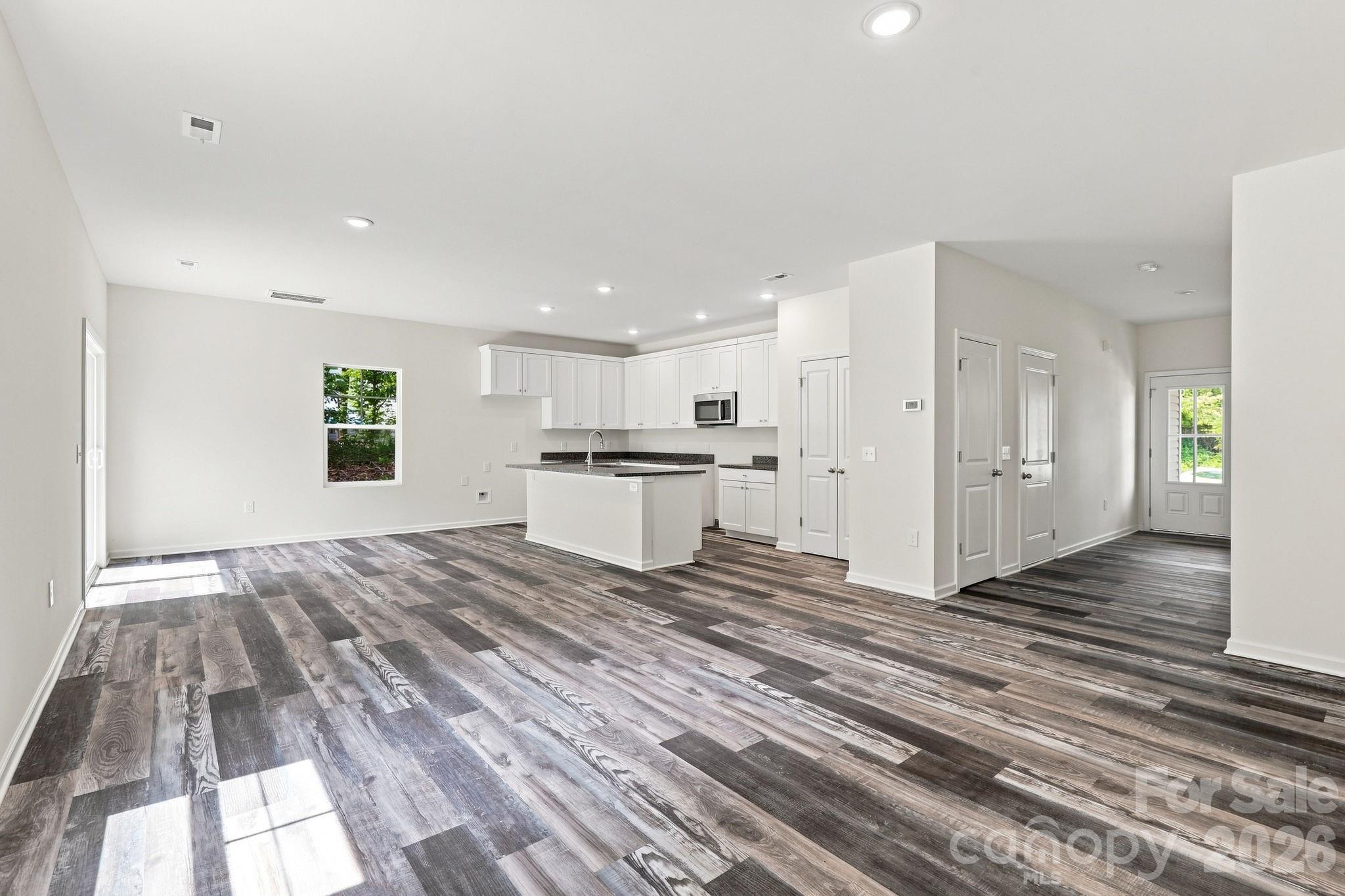 Living area to Kitchen - 837 Old Mountain Road, Statesville