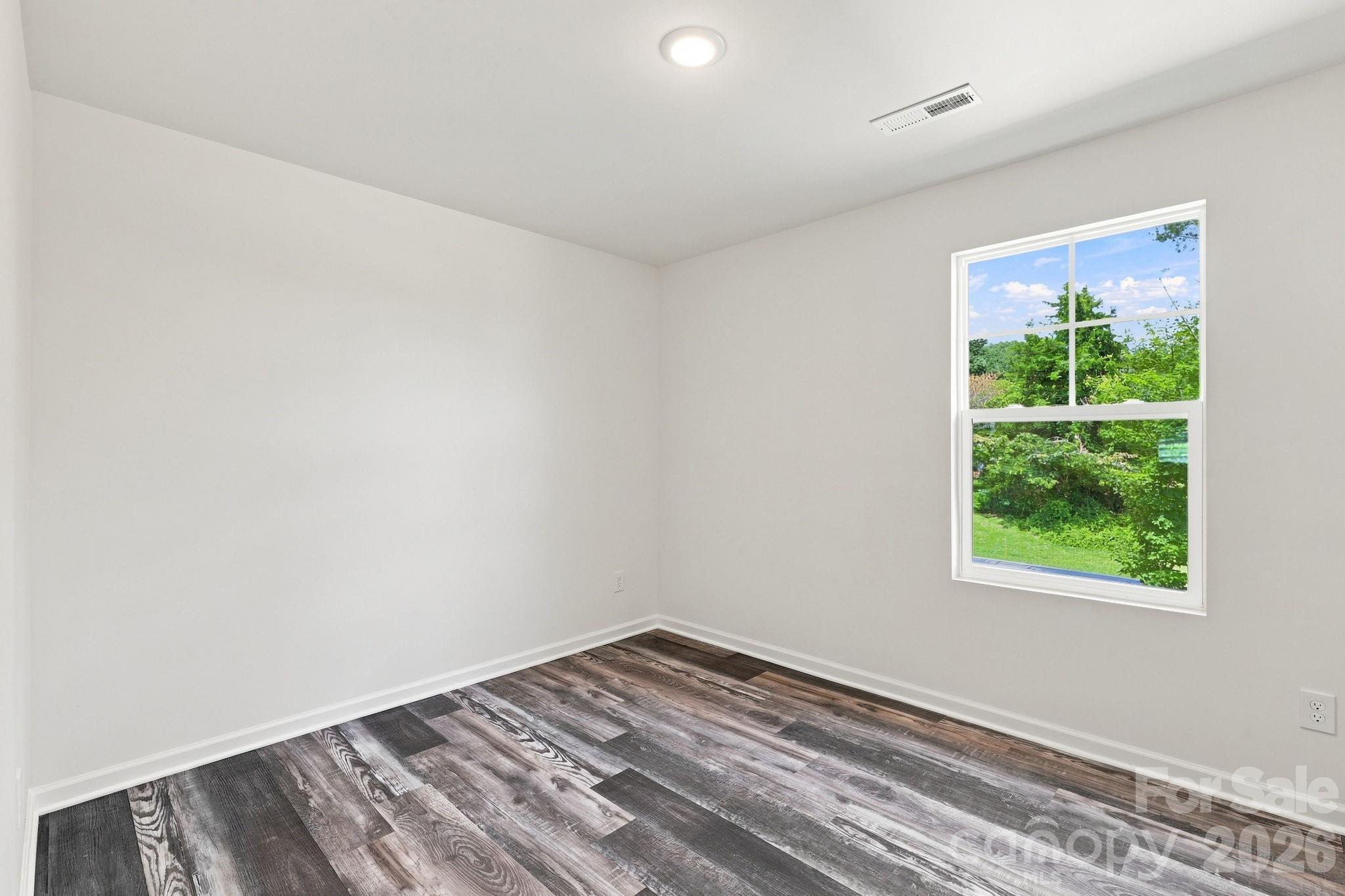 Bedroom - 837 Old Mountain Road, Statesville