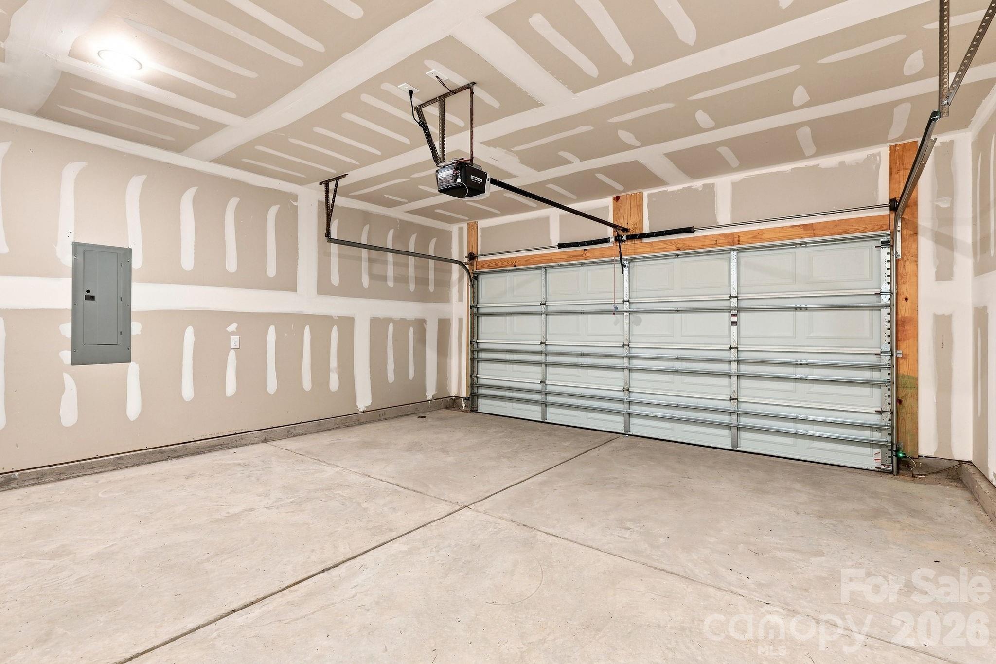 Garage - 837 Old Mountain Road, Statesville
