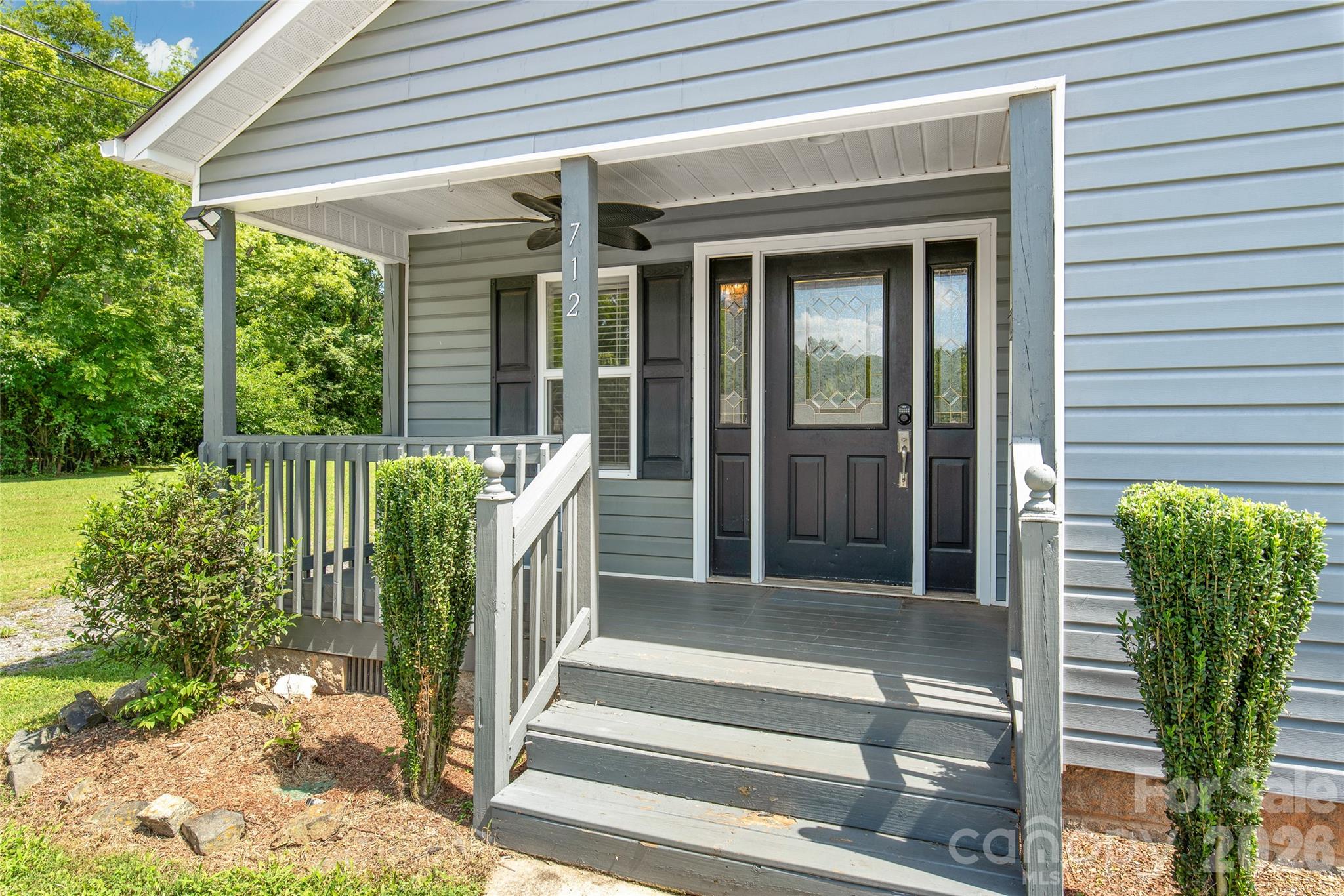 Single Family Residence at 712 Cauthen Street, Rock Hill, photo 2 of 23