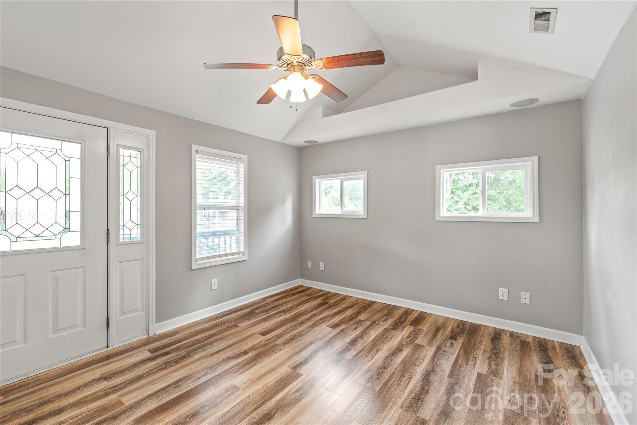 Single Family Residence at 712 Cauthen Street, Rock Hill, photo 6 of 23