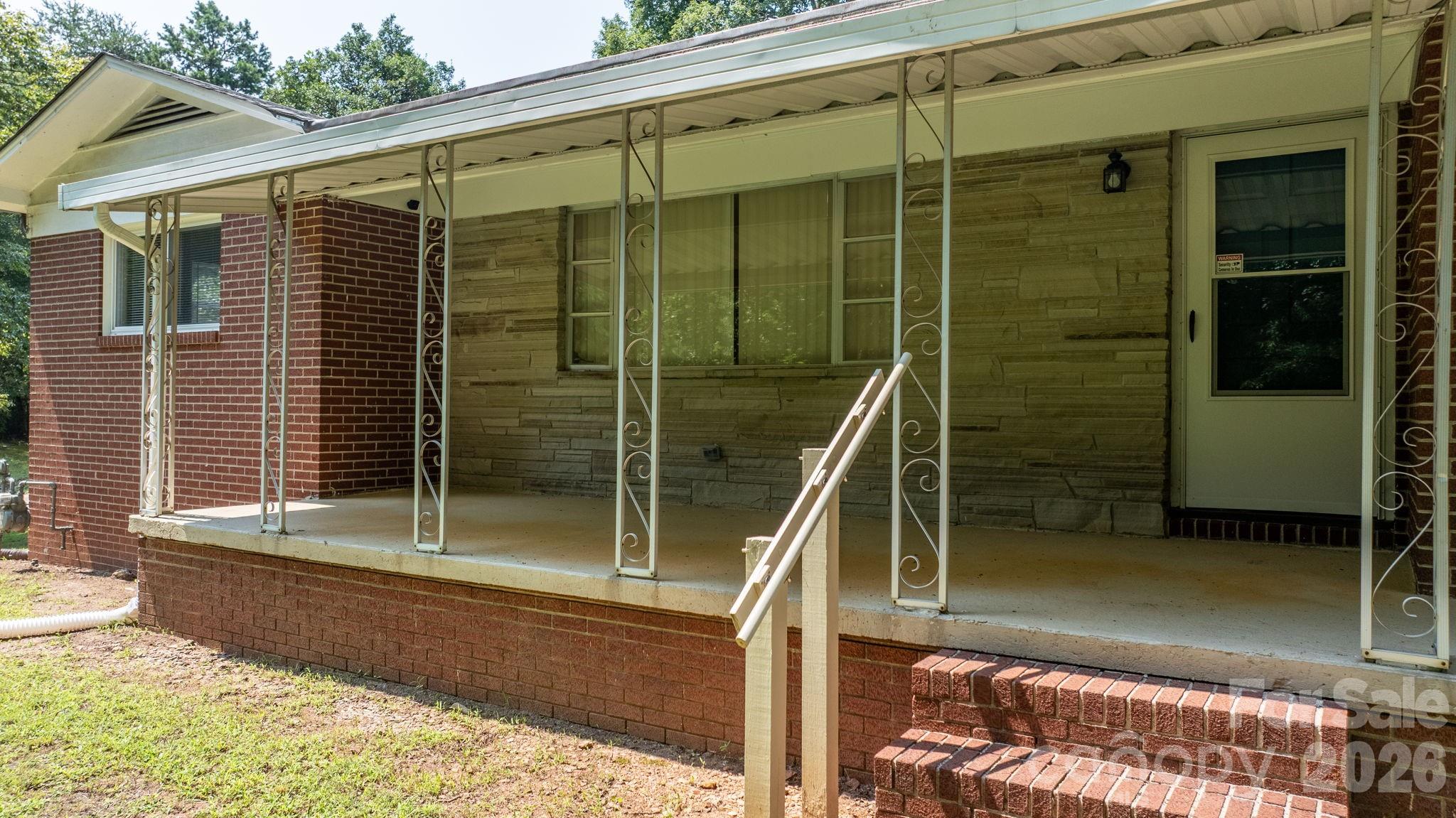 Back Porch Just off Living Room - 4370 Dynasty Lane, Hudson