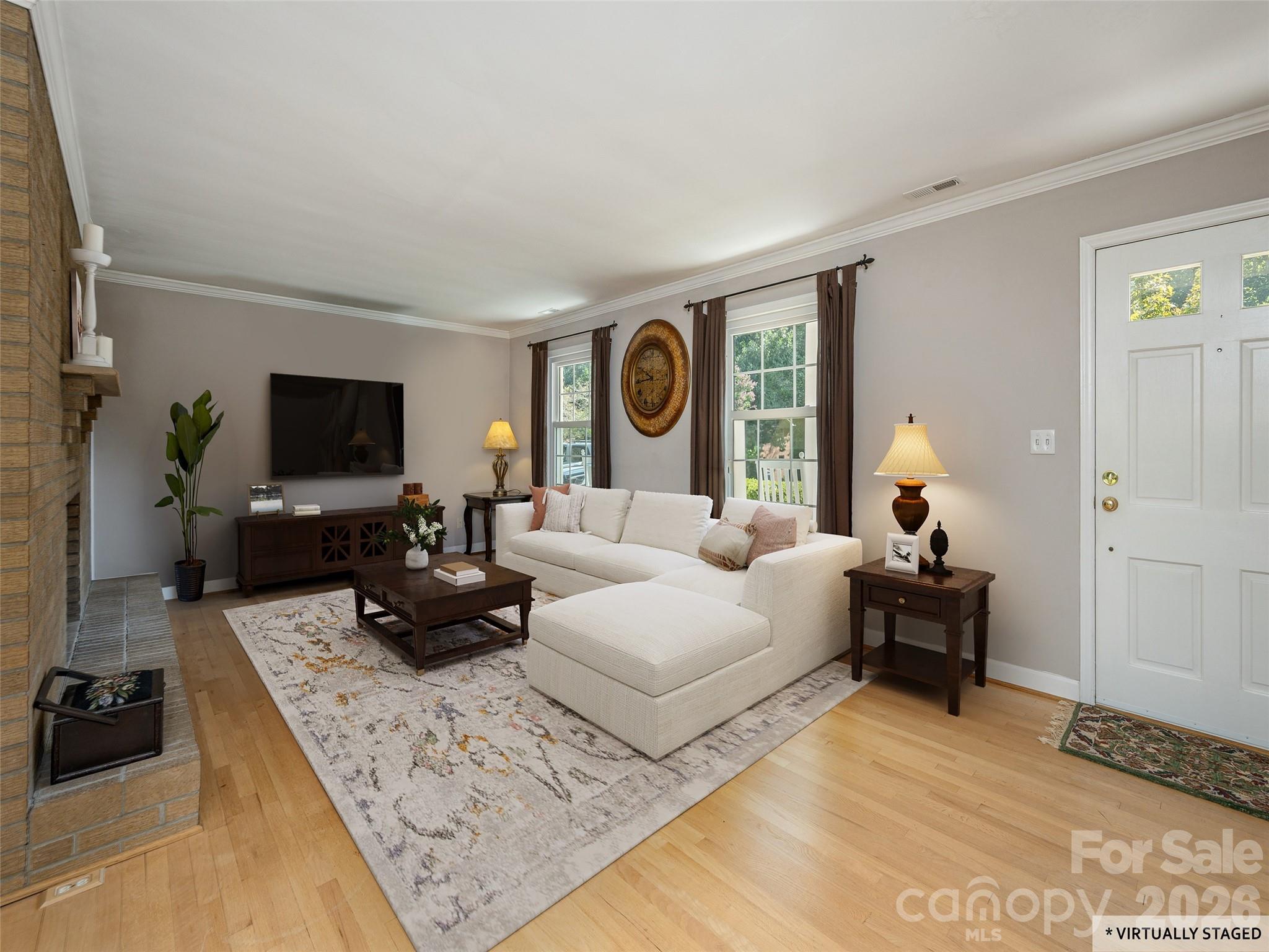 Single Family Residence at 303 Tree Haven Boulevard, Hendersonville, photo 7 of 33
