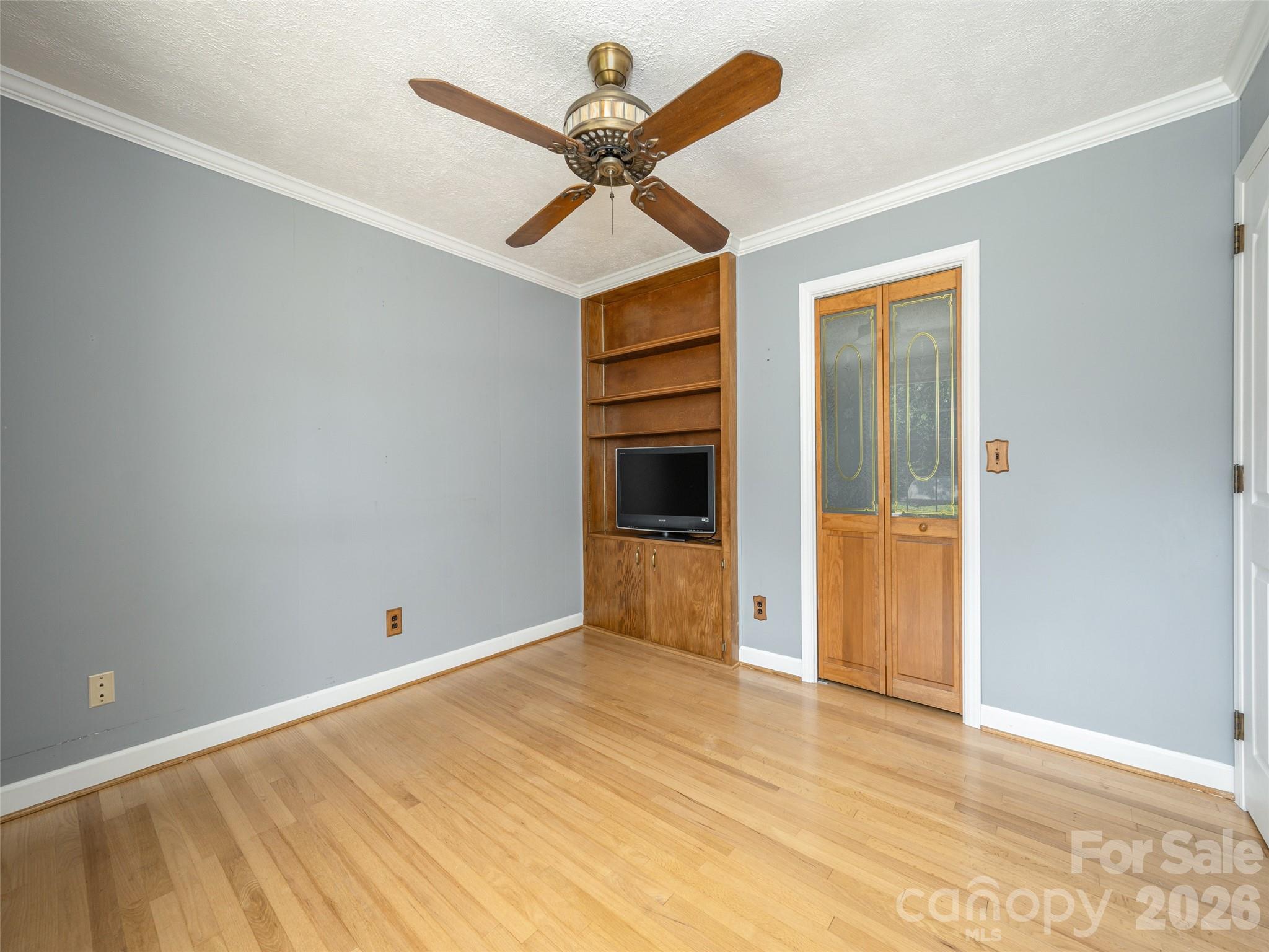Single Family Residence at 303 Tree Haven Boulevard, Hendersonville, photo 20 of 33
