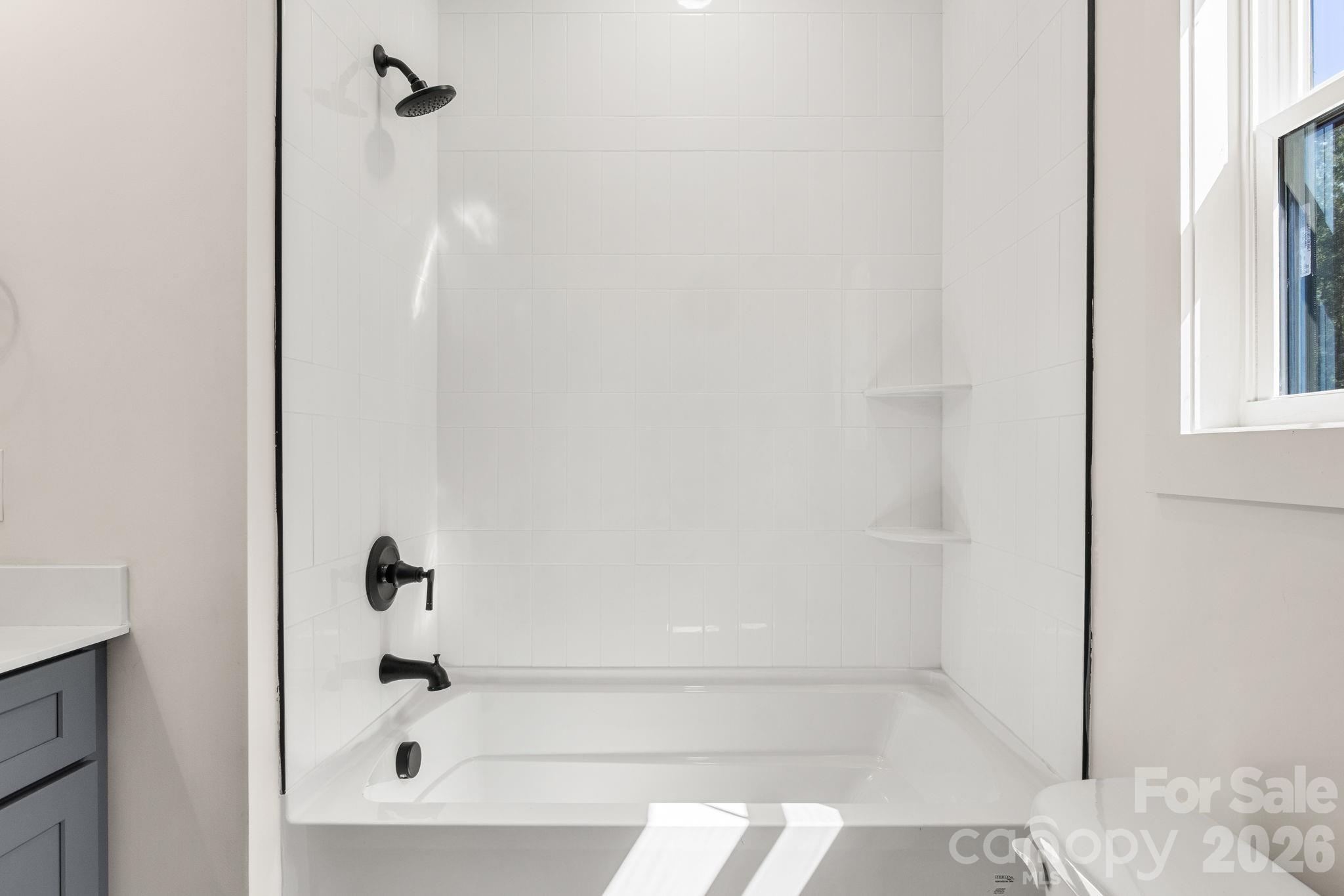 Tiled shower walls - 151 McCorkle Street, York