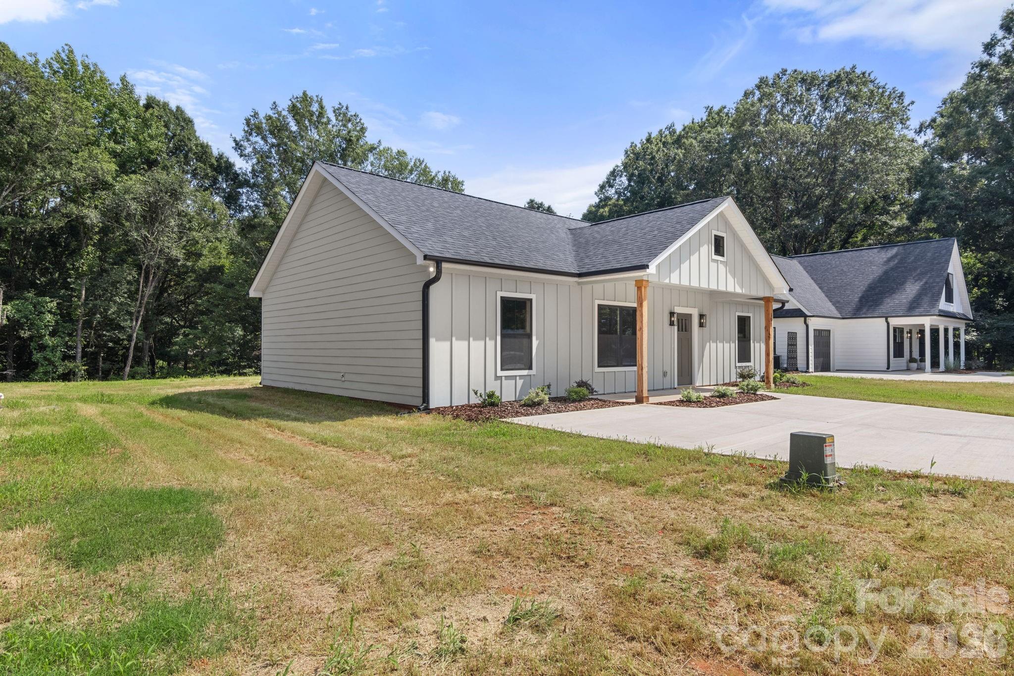 Single Family Residence at 151 McCorkle Street, York, photo 37 of 37