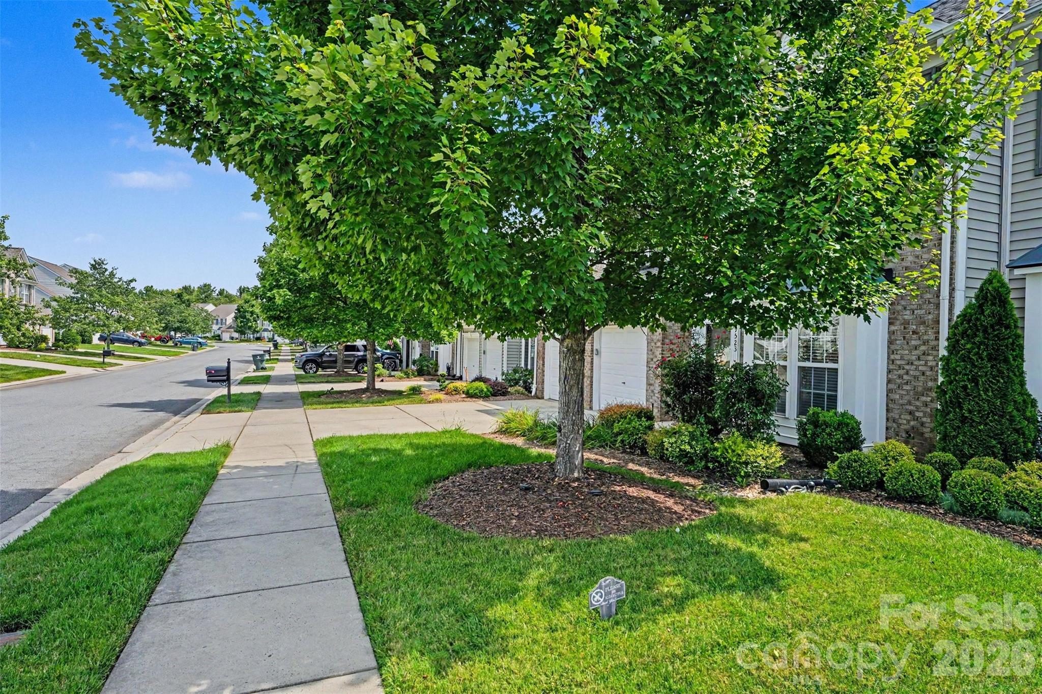 Townhouse at 9523 Shumacher Avenue NW, Concord, photo 3 of 31