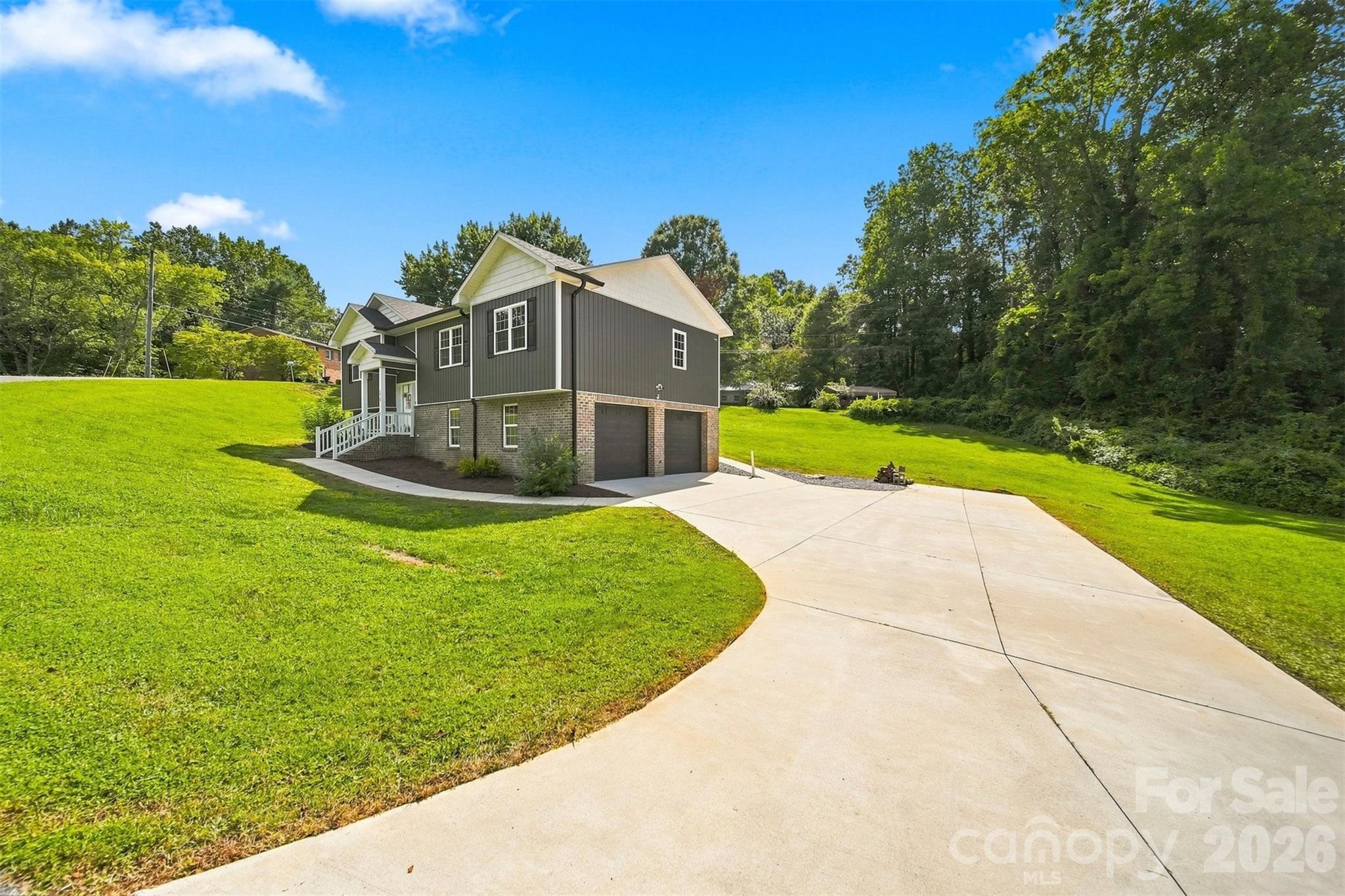 Single Family Residence at 2953 2nd Street Court NW, Hickory, photo 29 of 31
