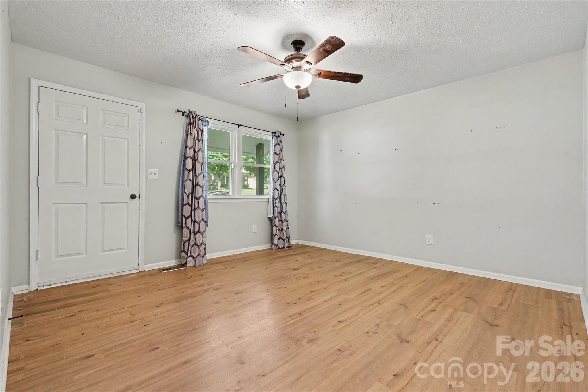 Single Family Residence at 1328 Newton Street, Shelby, photo 8 of 34