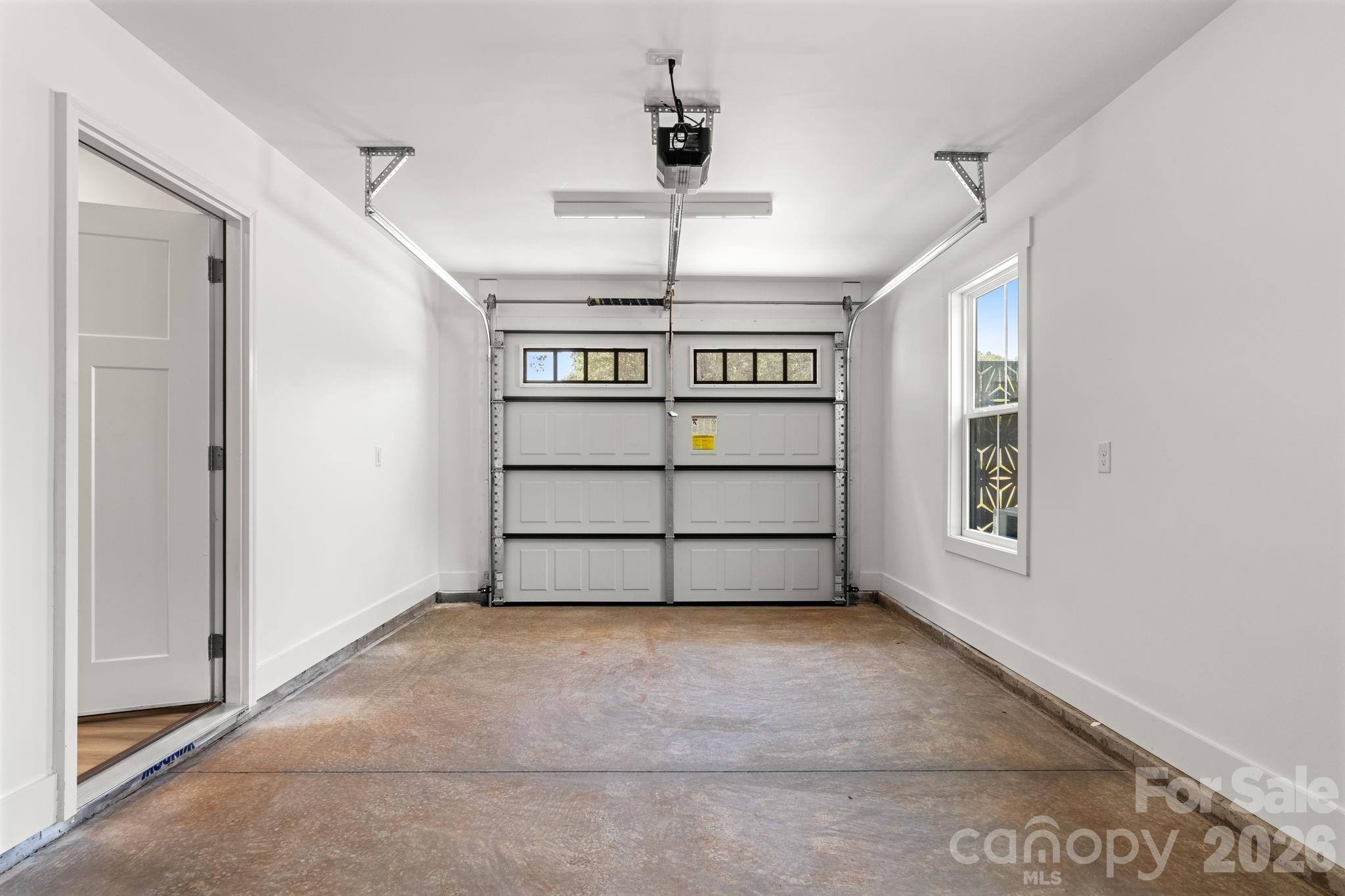 Garage - 157 McCorkle Street, York